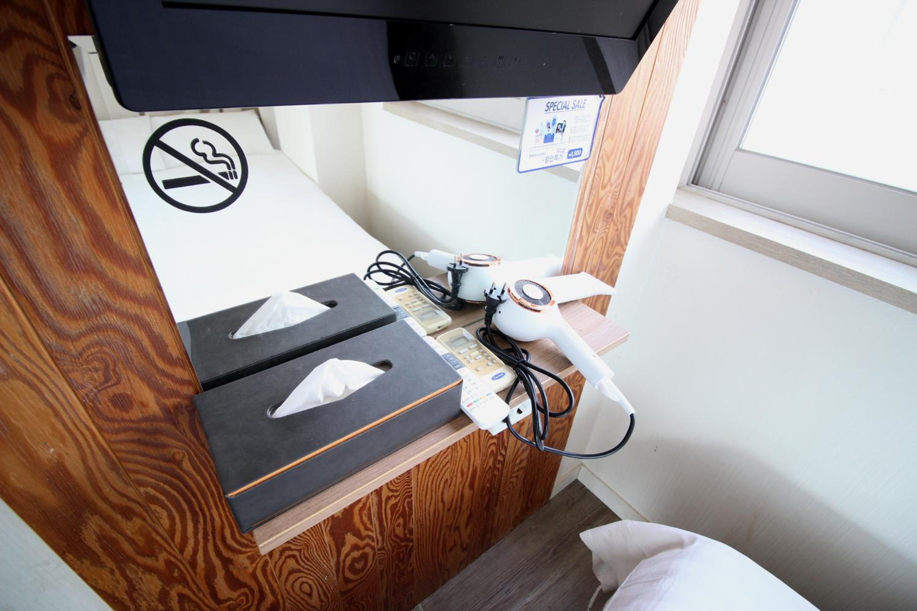 Standard Quadruple Room - Photo 11