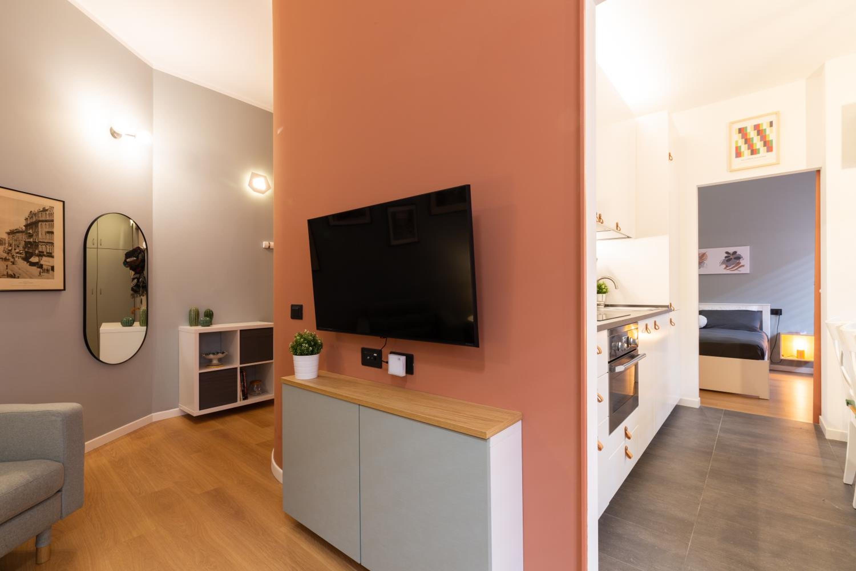 One-Bedroom Apartment