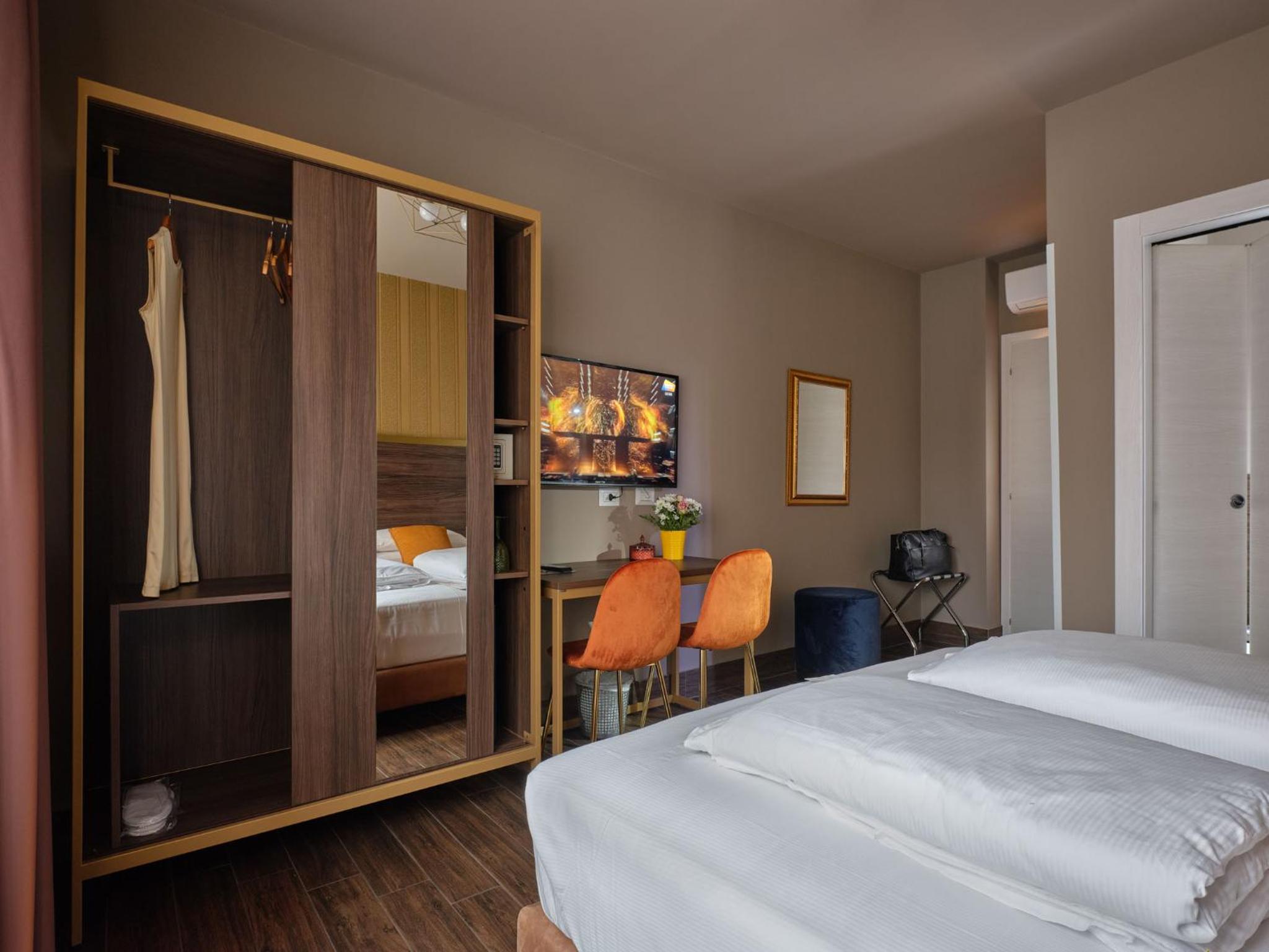 Superior Double Room - Photo 2