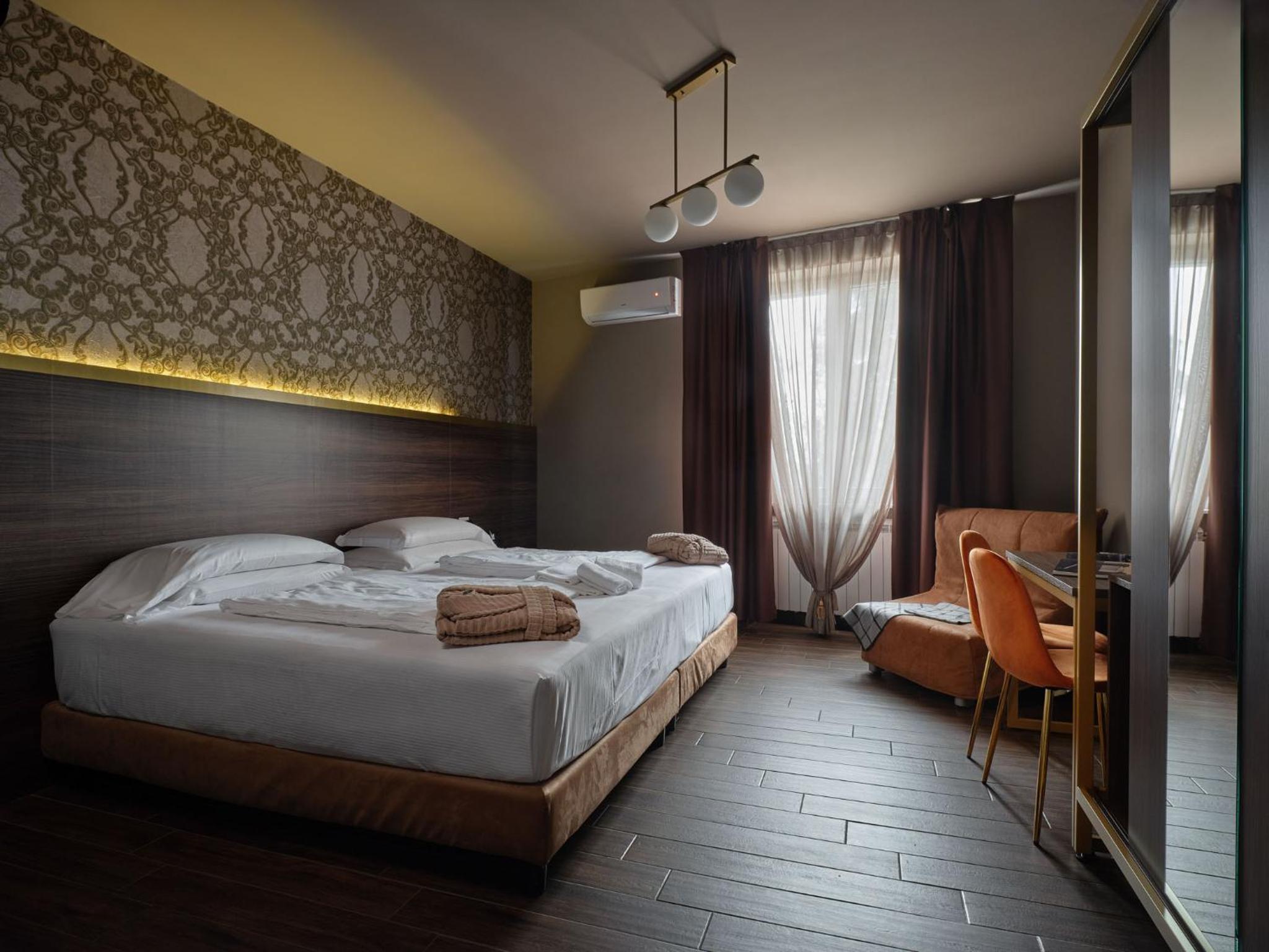 Triple Room - Photo 25
