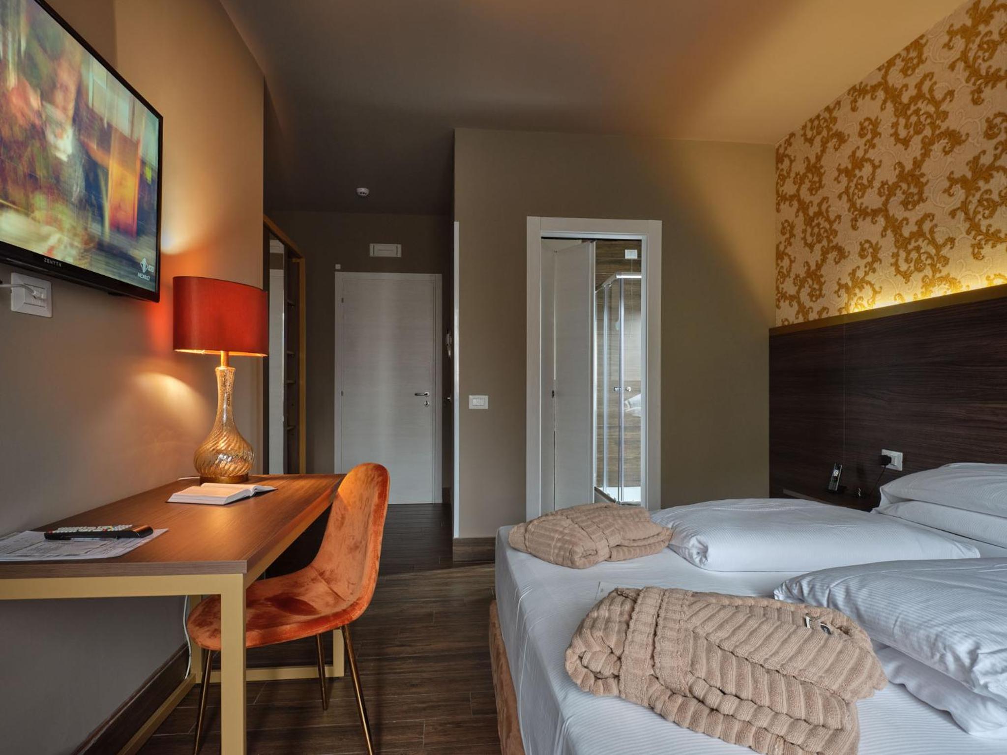 Superior Double Room - Photo 13