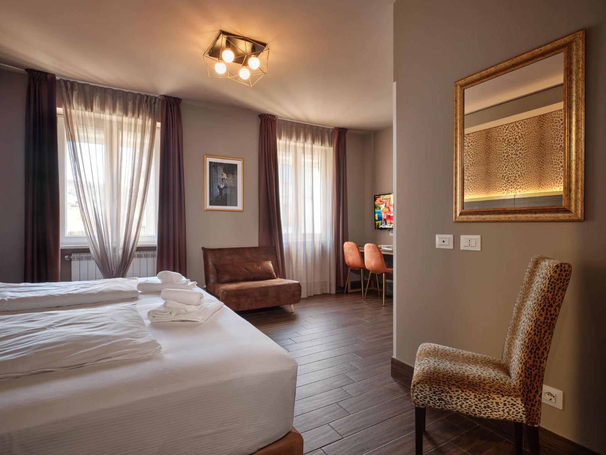 Triple Room - Photo 29
