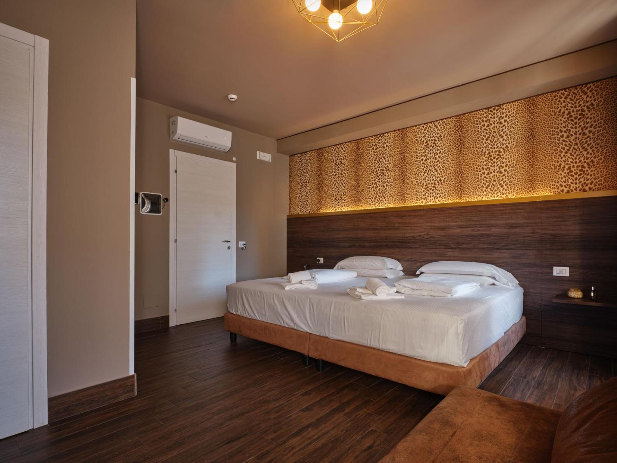Triple Room - Photo 38