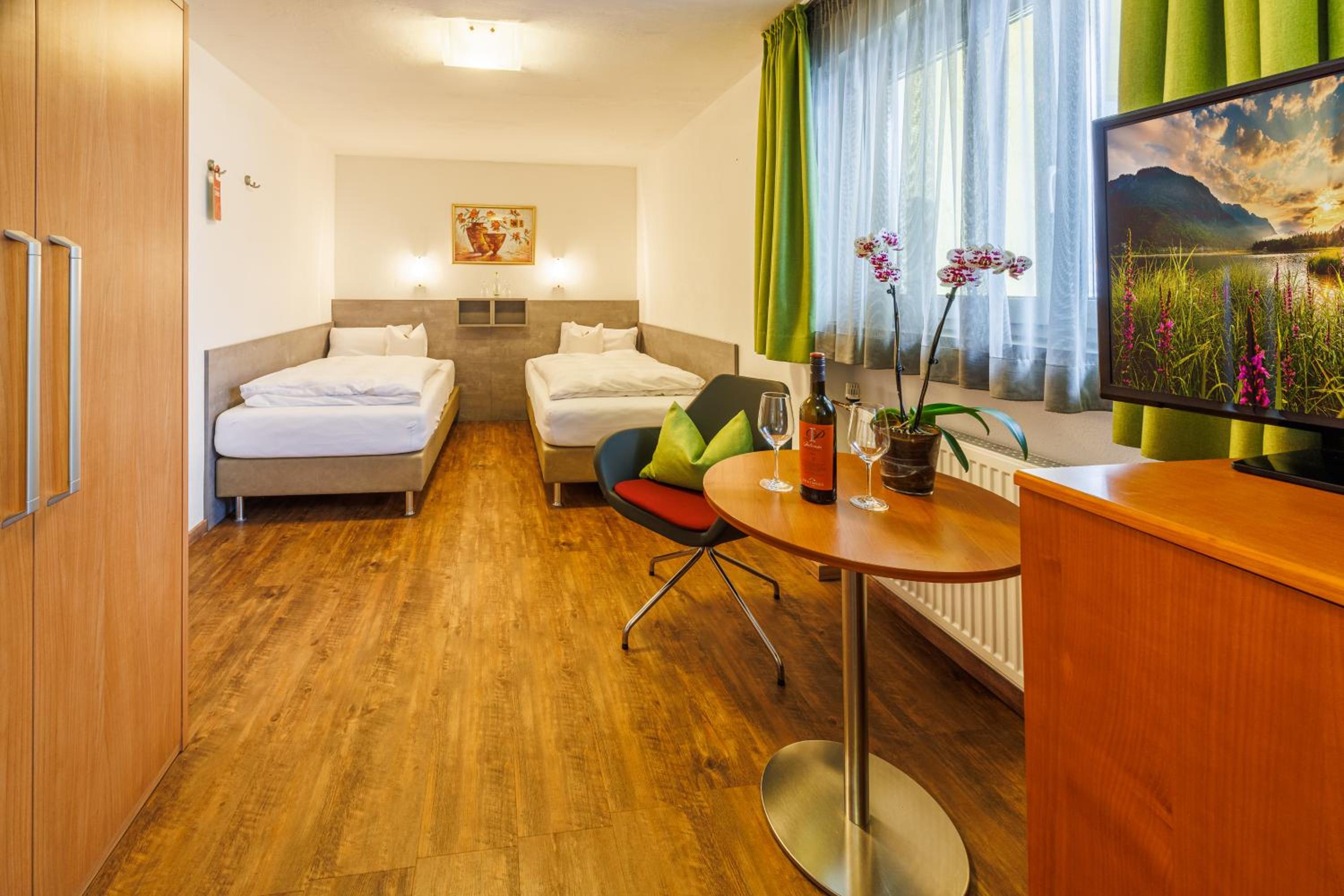 Double or Twin Room with View photo 3