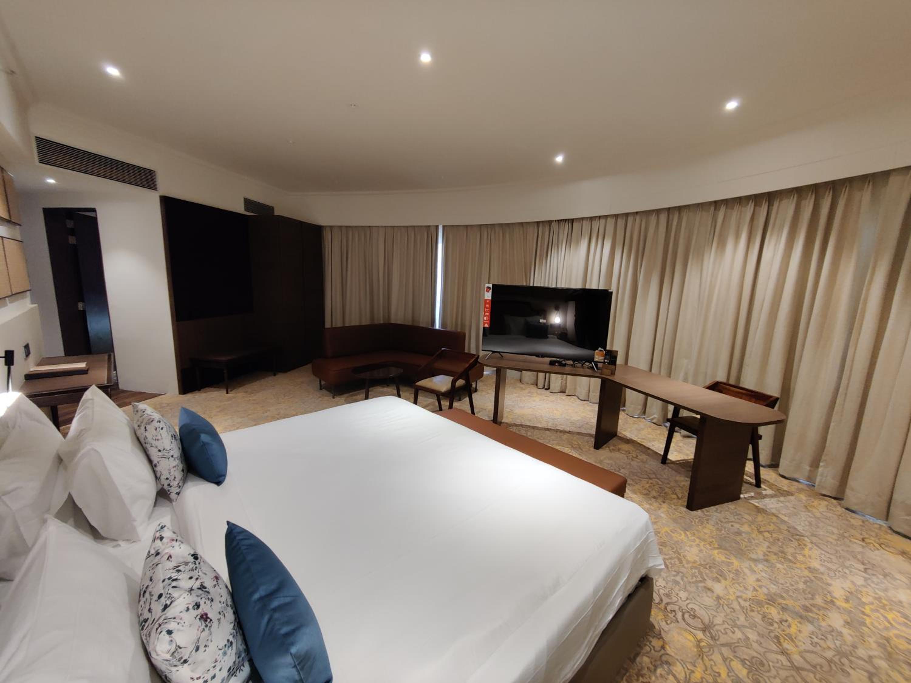 Fern Classic Suite, 1 King Bed