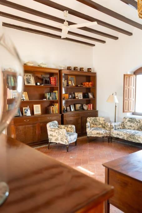 Villa photo 3