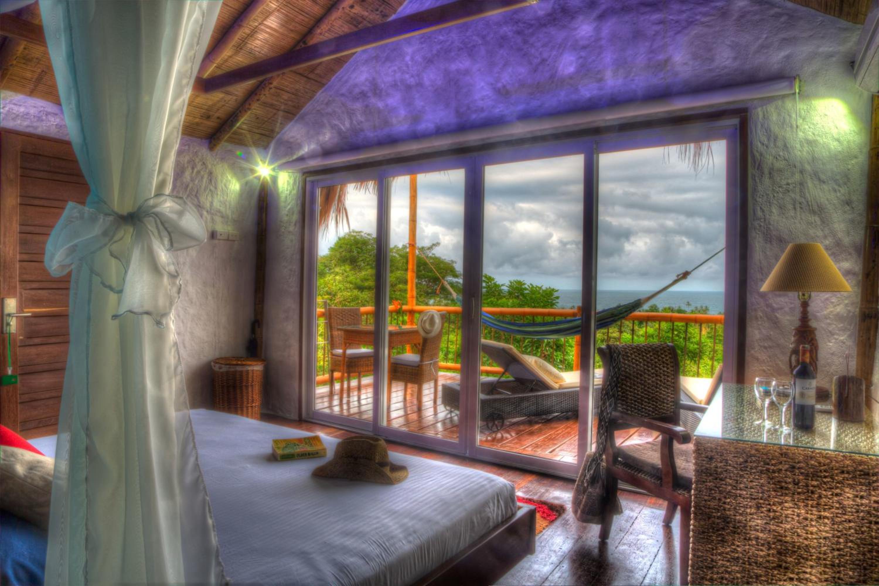 Deluxe Bungalow photo 3