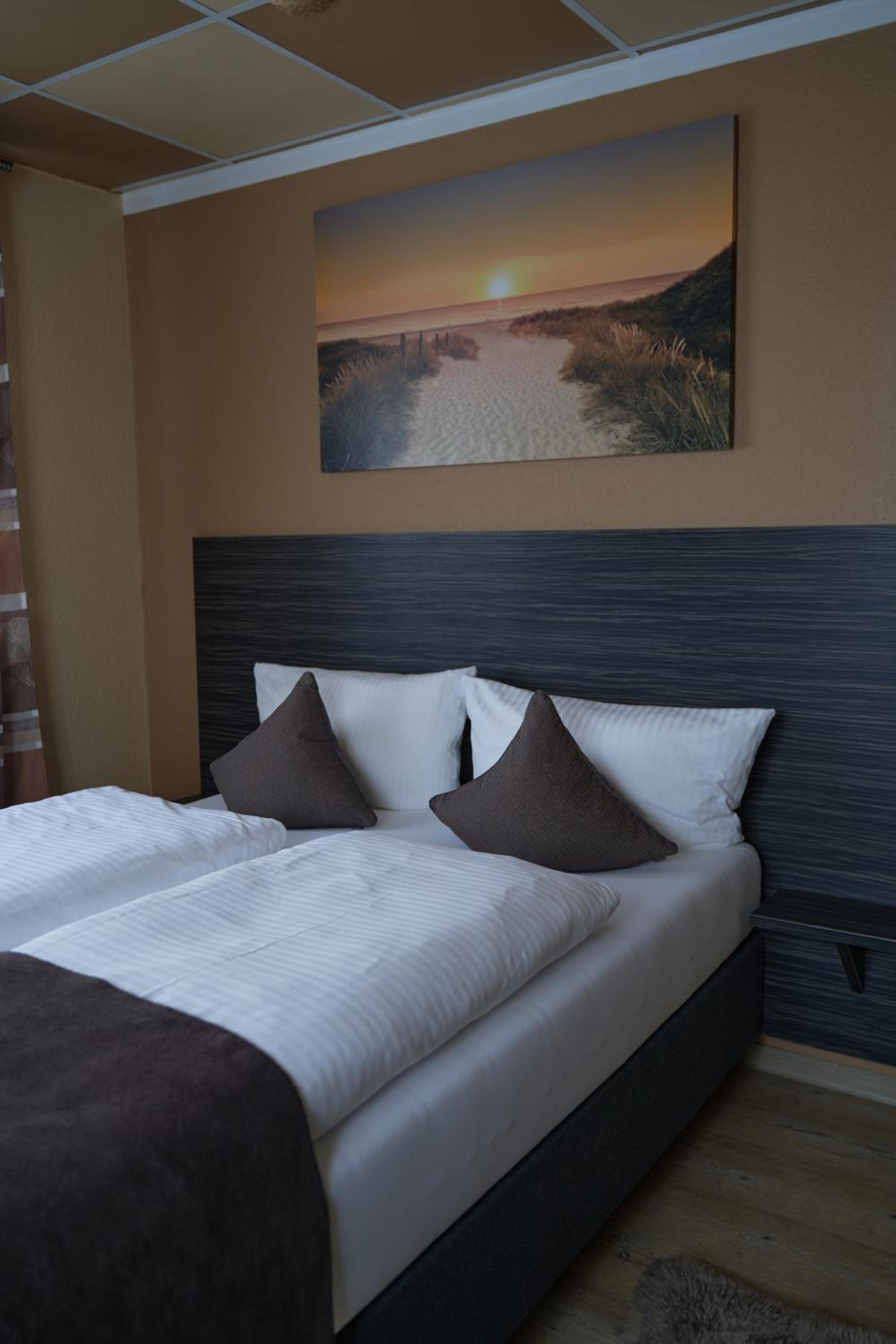 Standard Double Room with Shared Bathroom