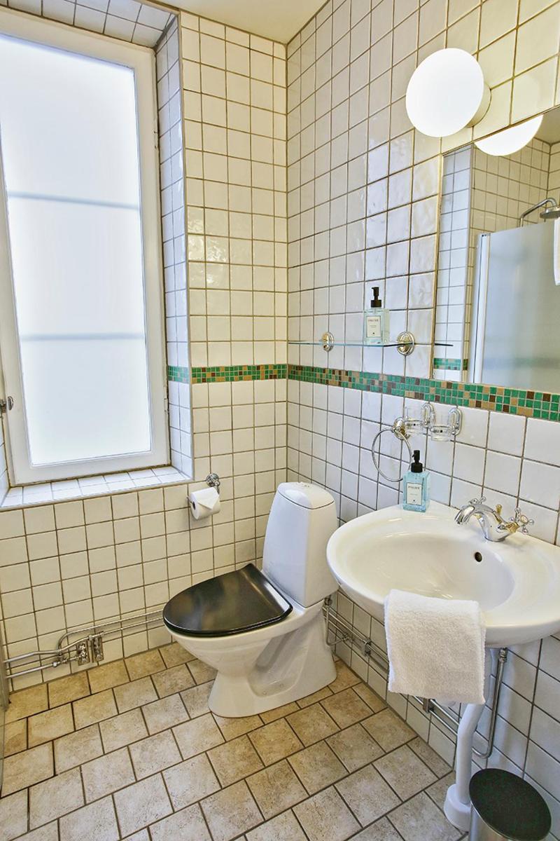 Standard Double Room - Photo 2