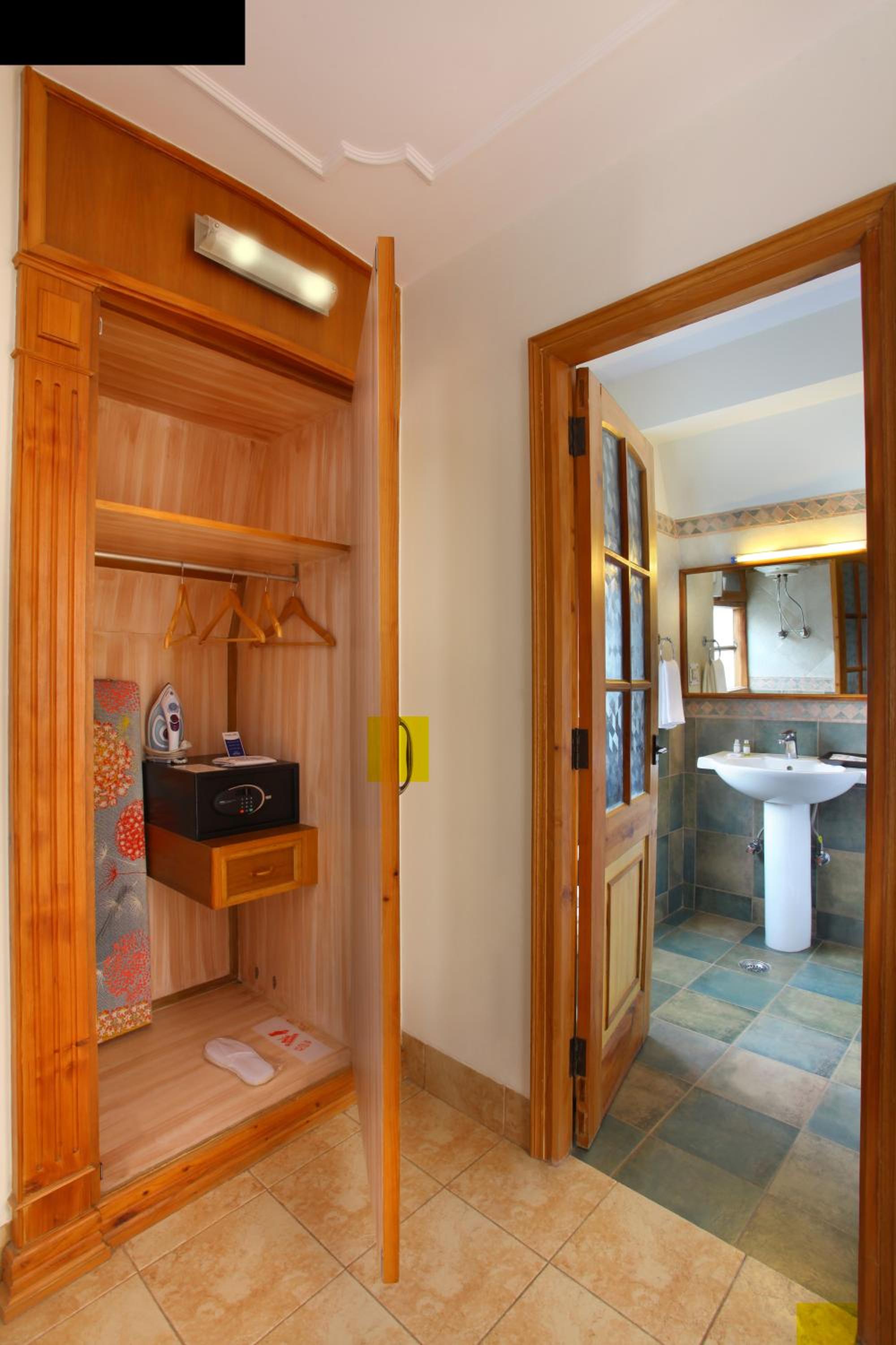 Swiss Duplex Cottage With Private Garden 02 bedrooms + 01 living Room, Complimentry Evening Tea-Coffee with cookies at open terrace Swiss Duplex Cottage With Private Garden 02 bedrooms + 01 living Room, Complimentry Evening Tea-Coffee with cookies at open terrace