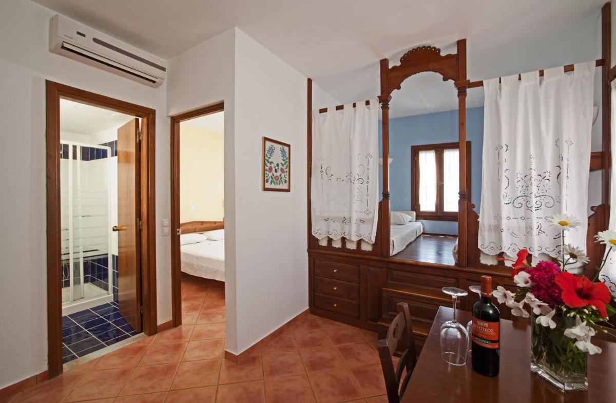 One Bedroom Suite with Sea View
