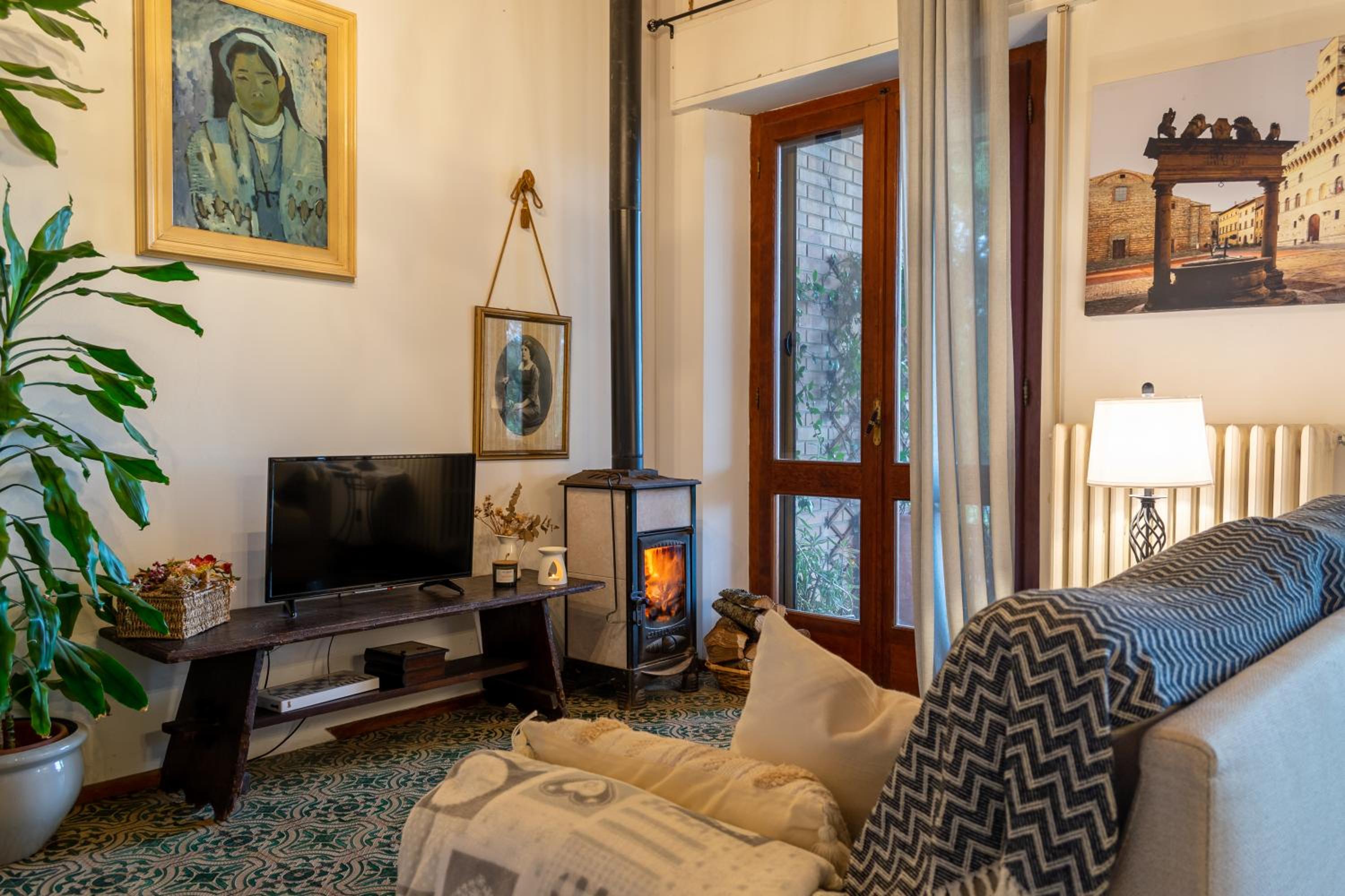 Two-Bedroom Villa - Photo 25