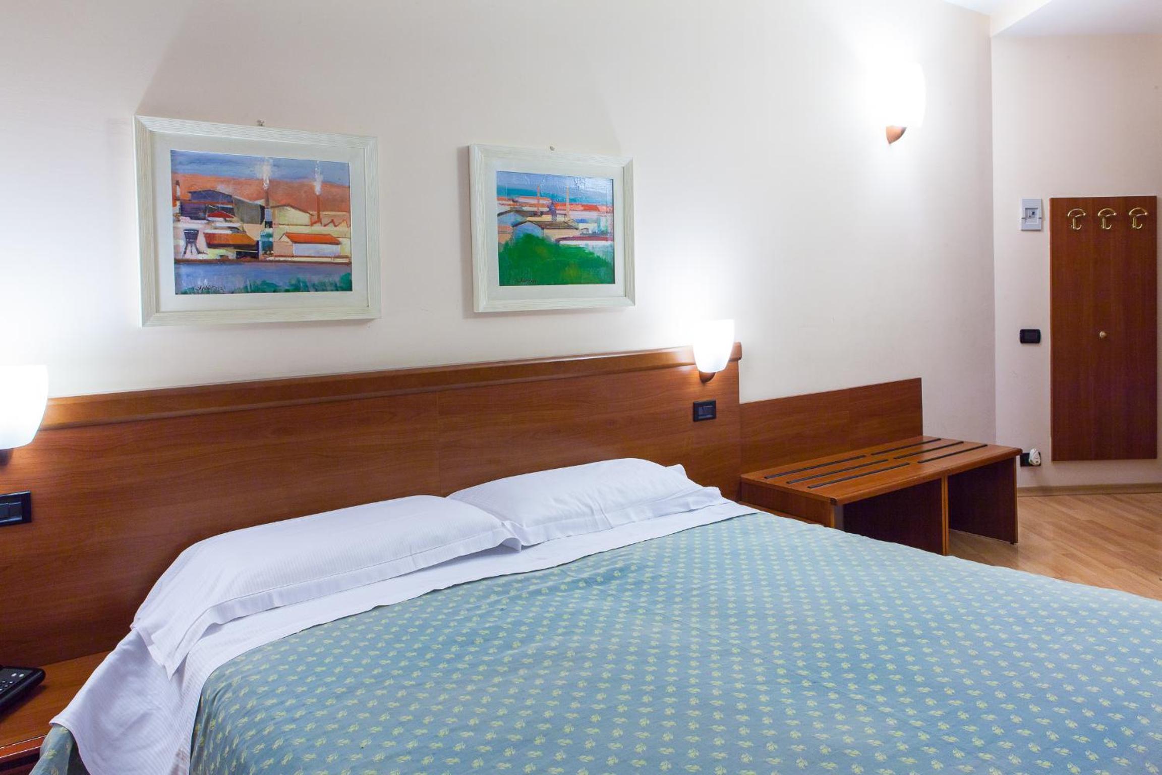 Double Room - Photo 19