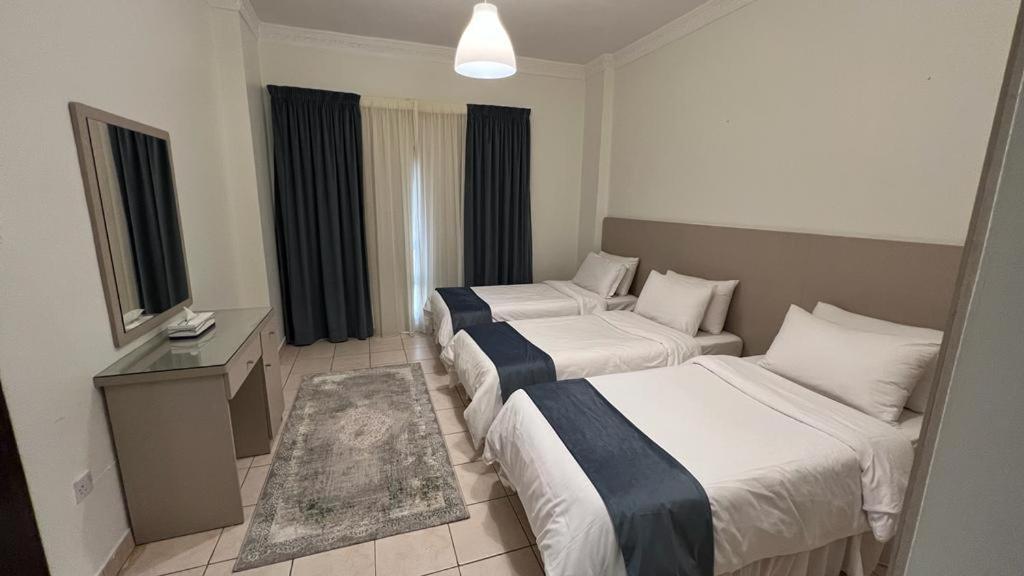 One-Bedroom Apartment - Photo 7