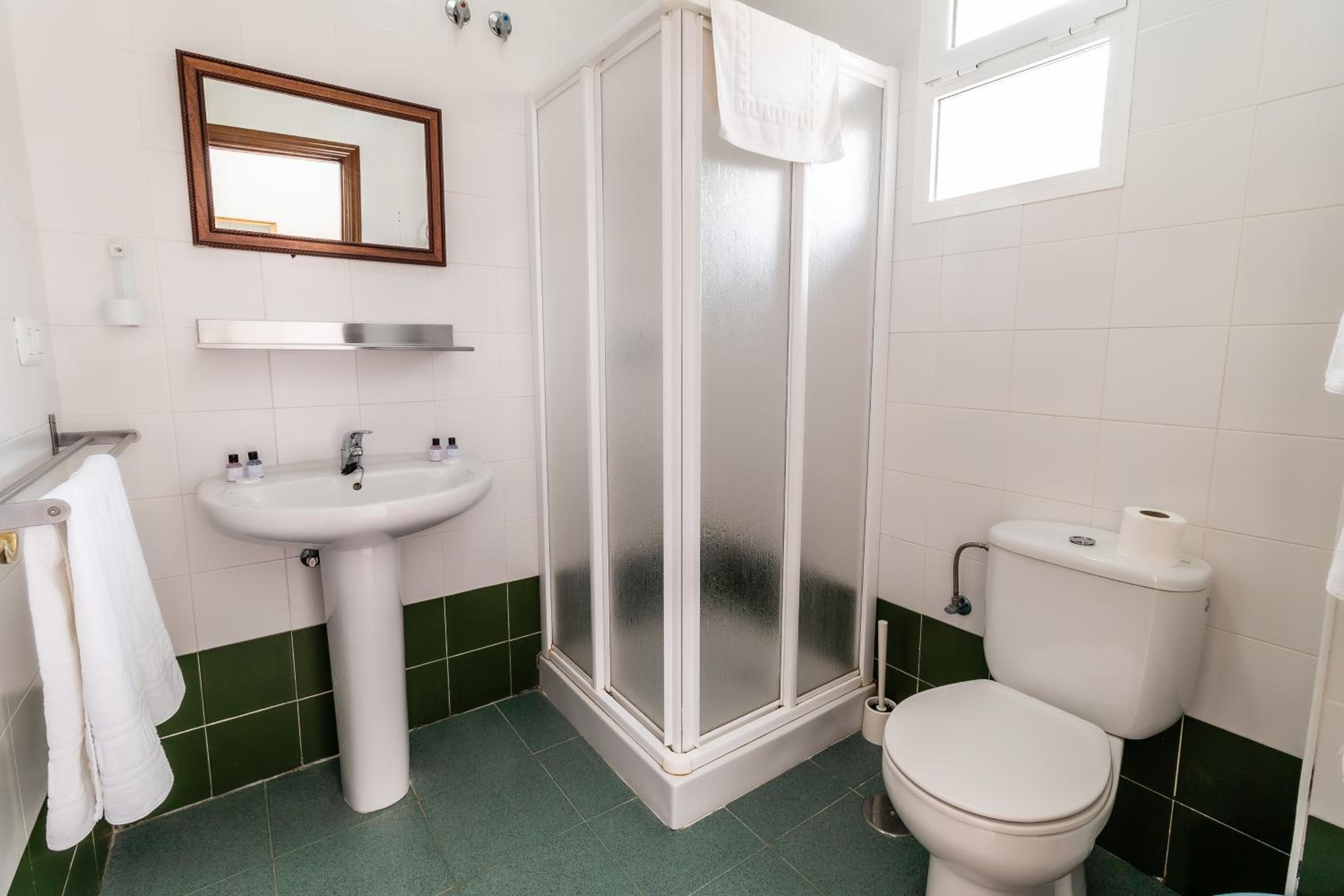 Superior Double Room - Photo 2