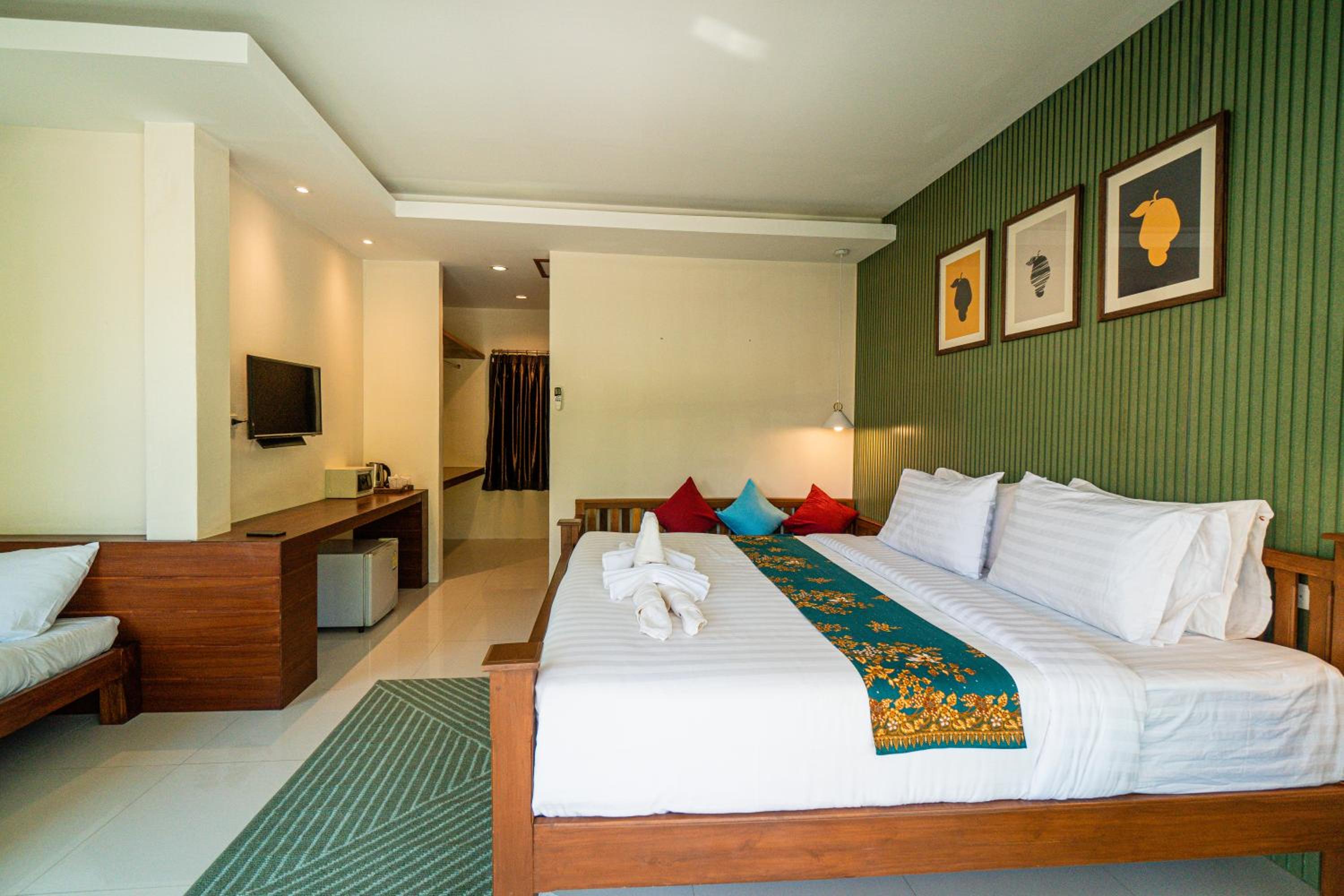 Habitación Doble de Lujo (3 Adultos)