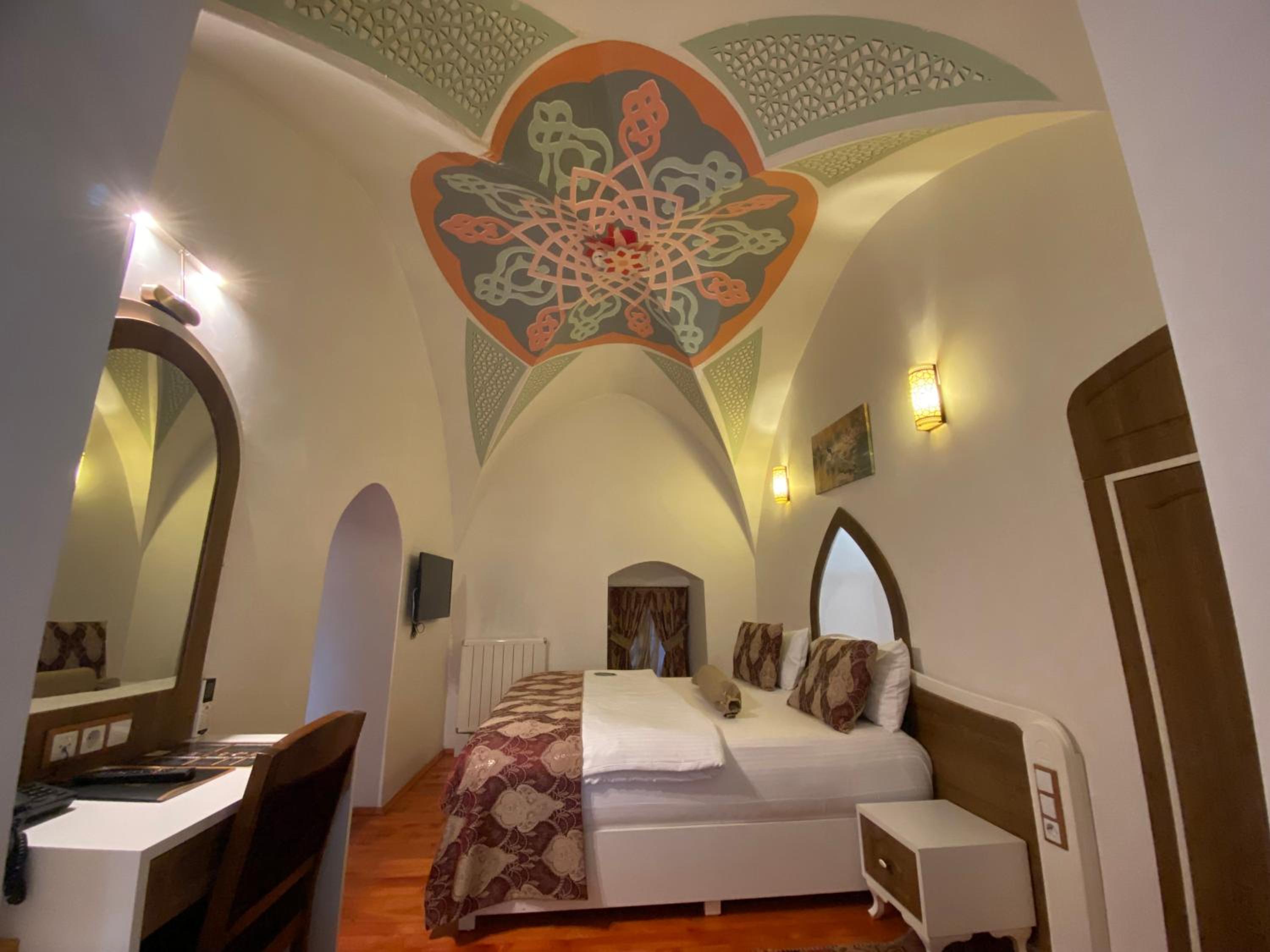 Junior Suite with Garden View