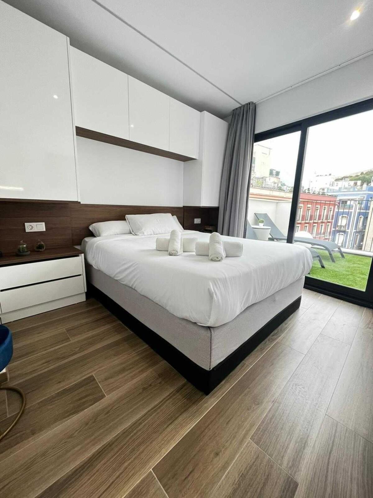 Penthouse Apartment - Photo 1