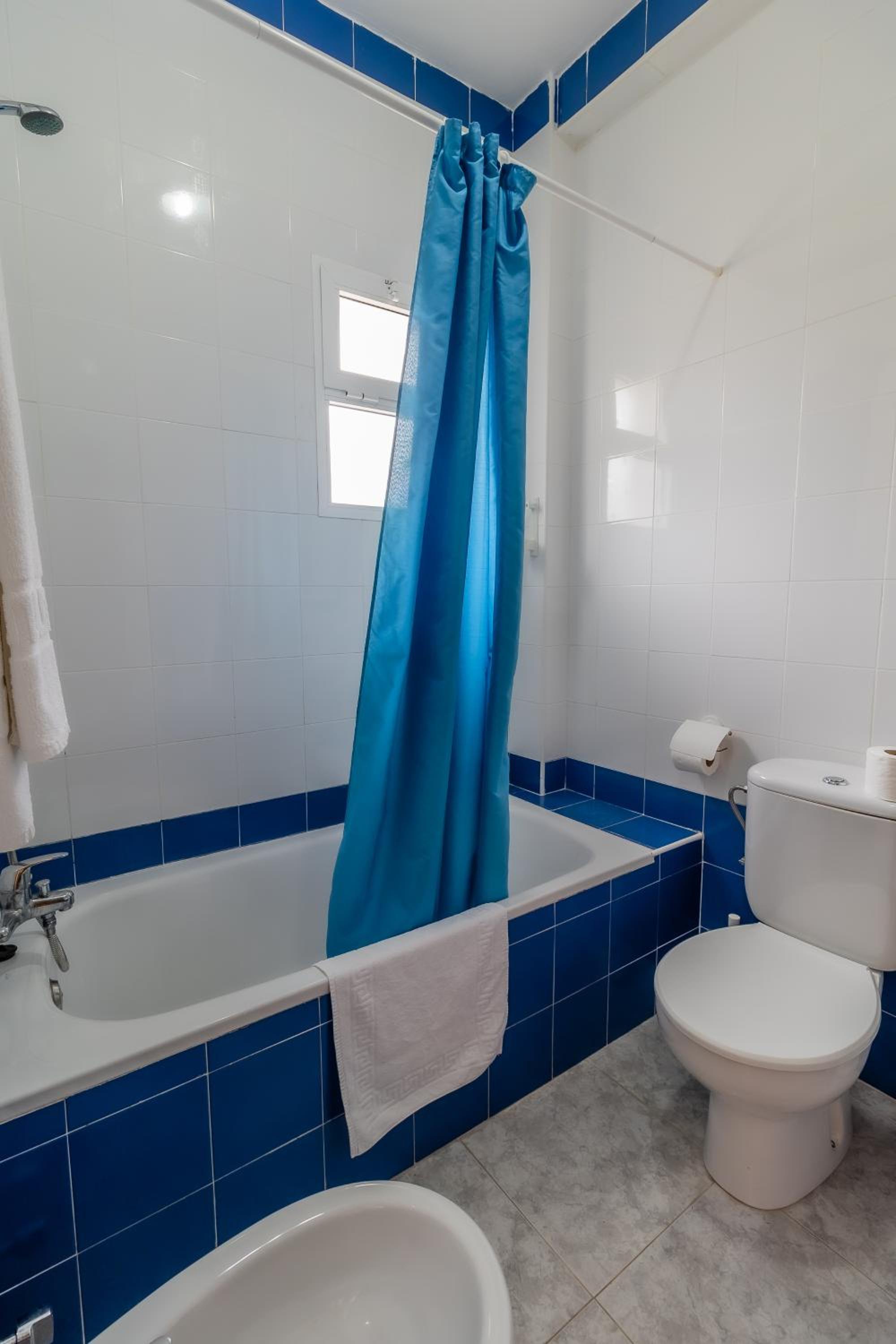 Triple Room - Photo 5