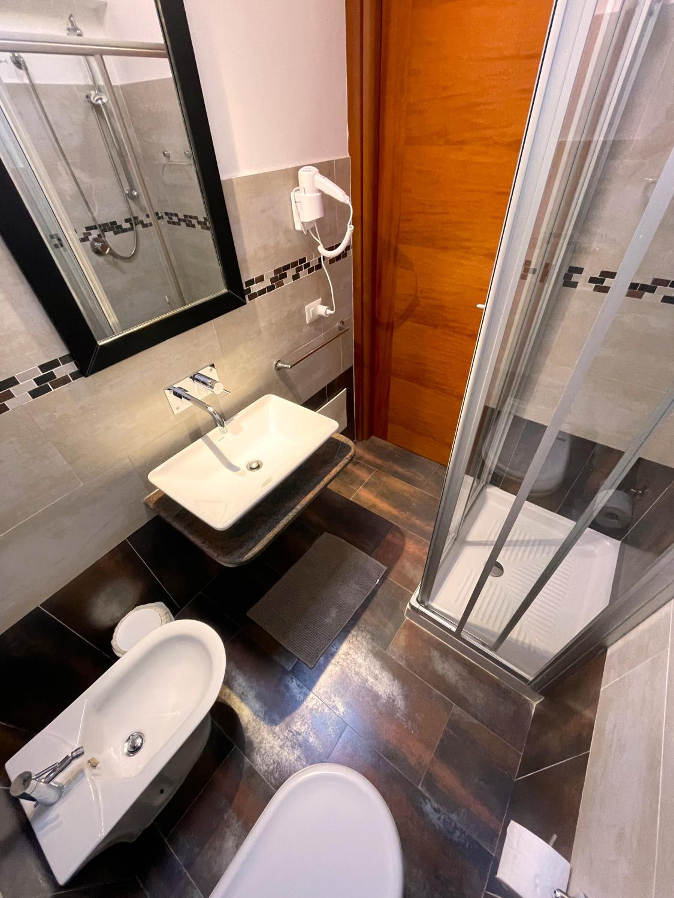 Triple Room With Private Bathroom photo 2