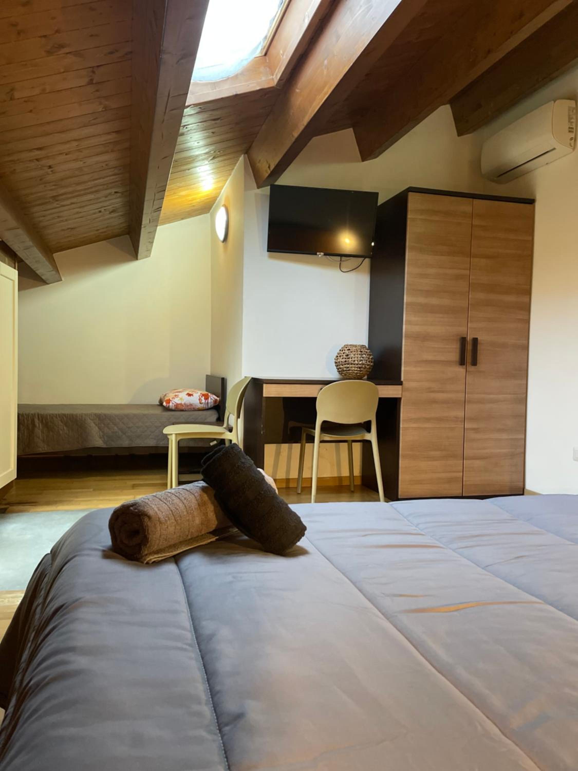 Triple Room With Private Bathroom photo 3