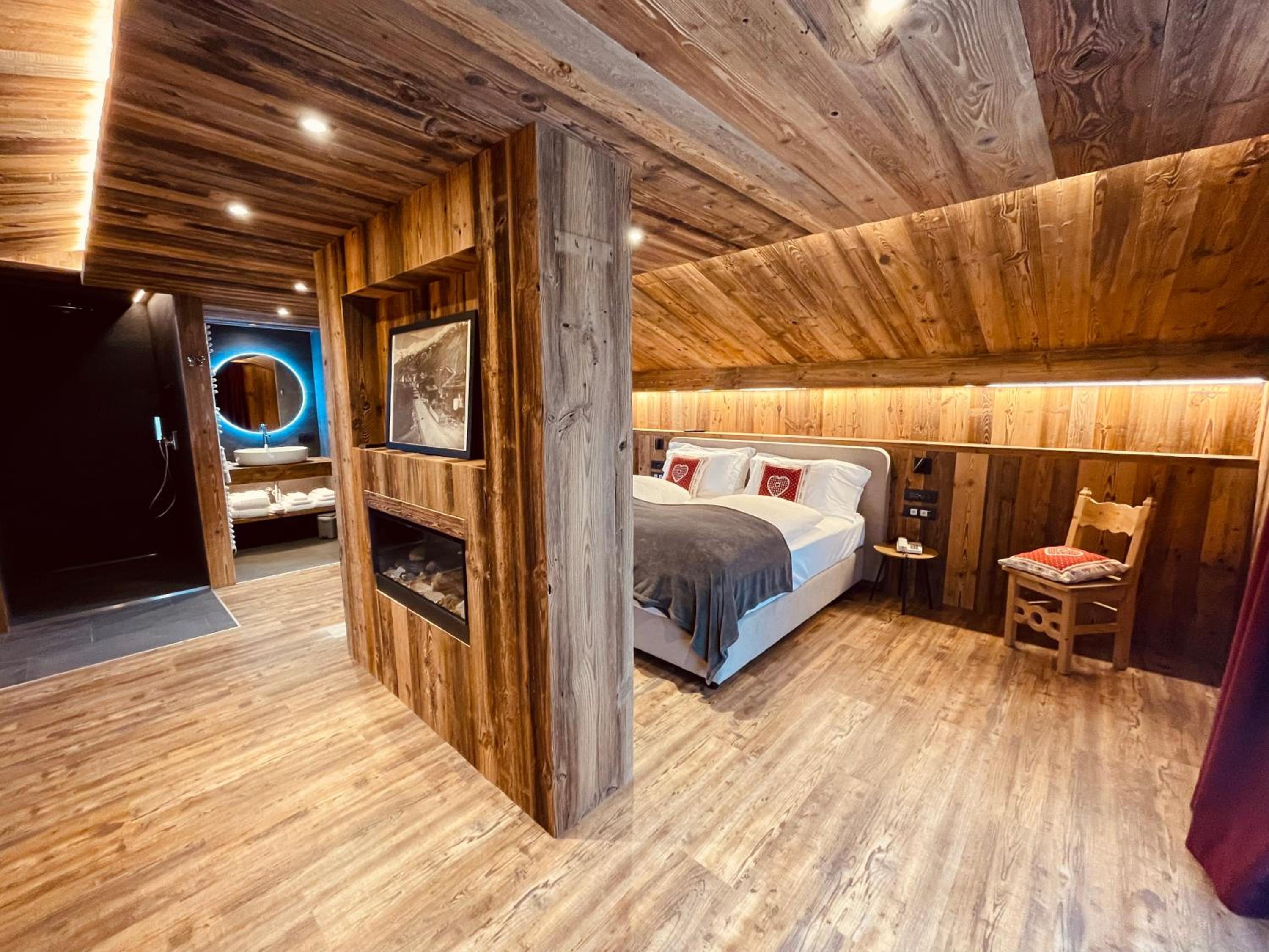 Suite with Sauna