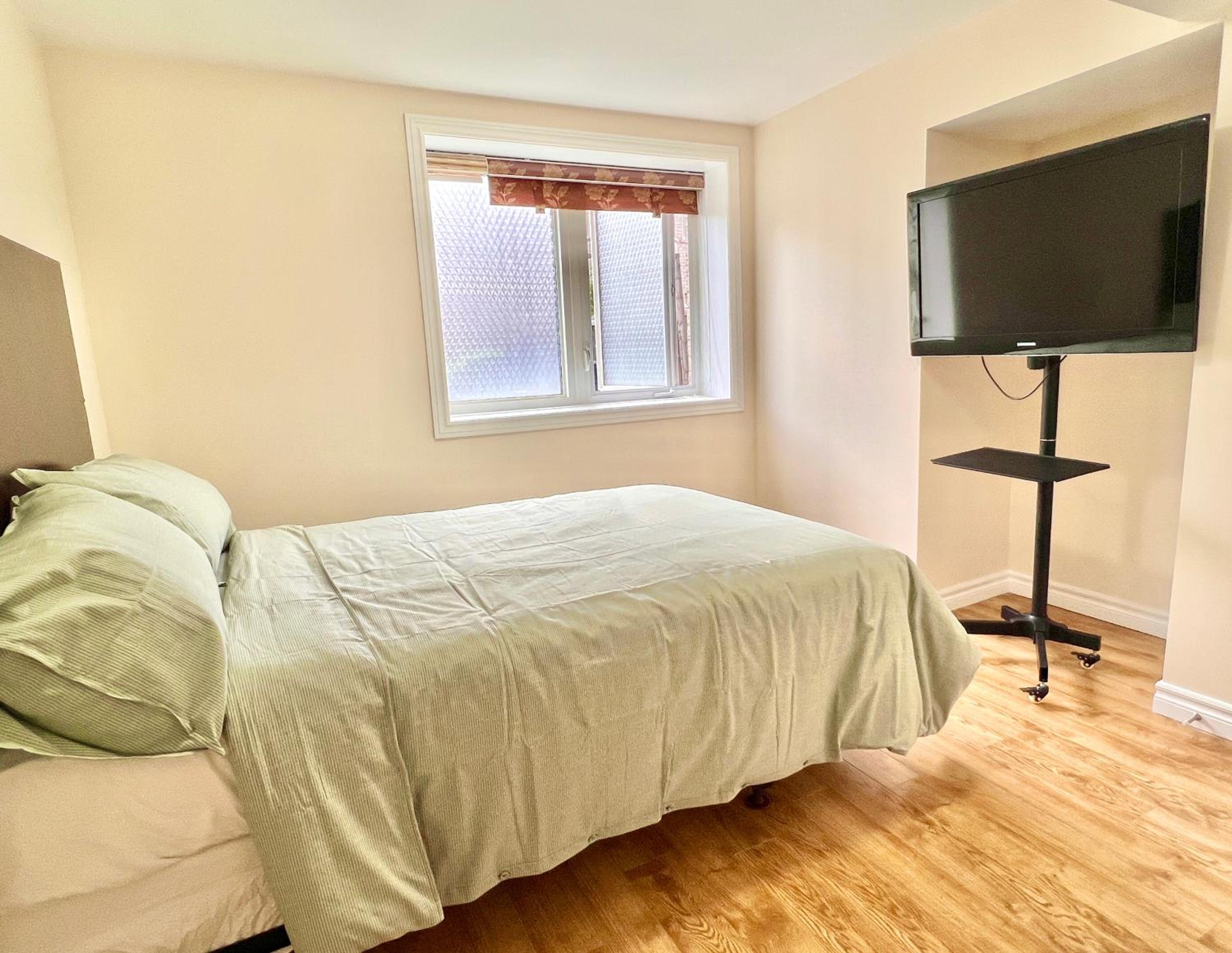 Double Room with Shared Bathroom photo 1
