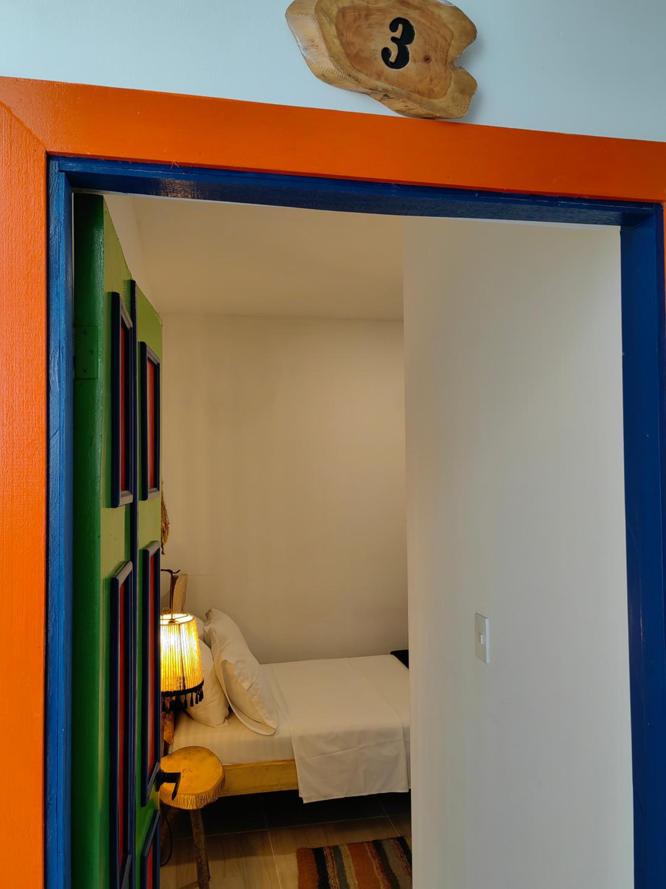 Single Room photo 3