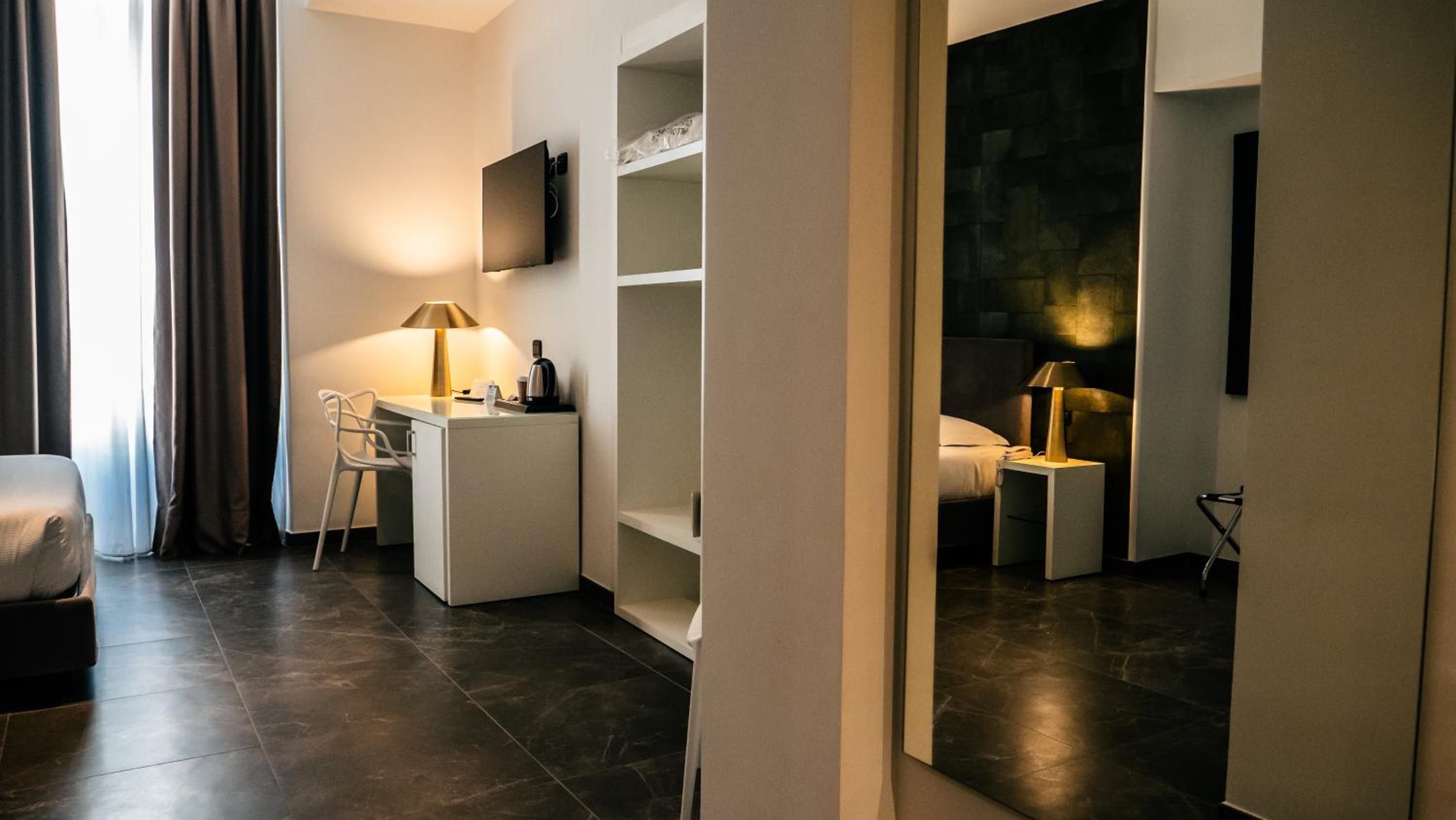 Superior Double Room - Photo 2