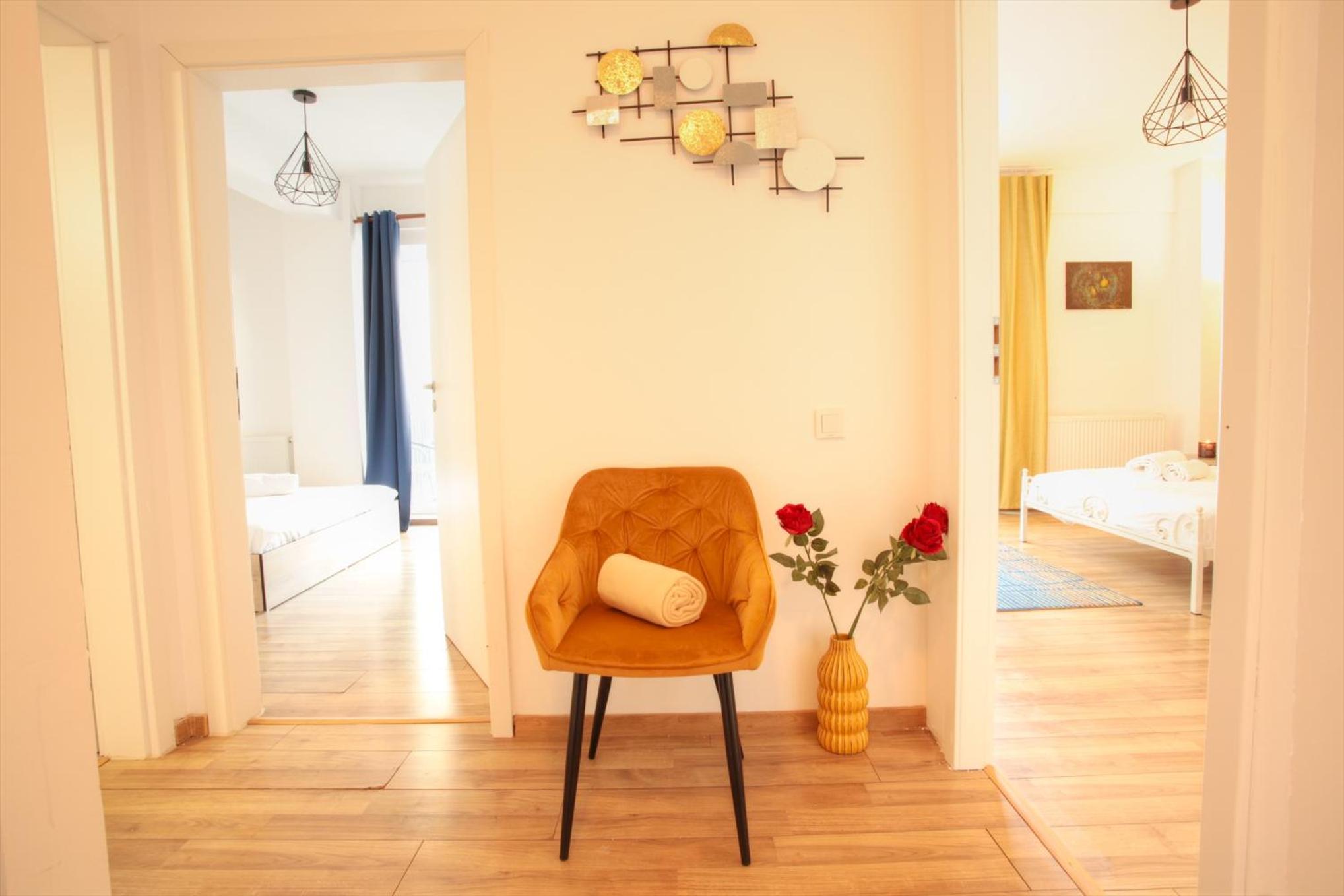 Two-Bedroom Apartment - Photo 7