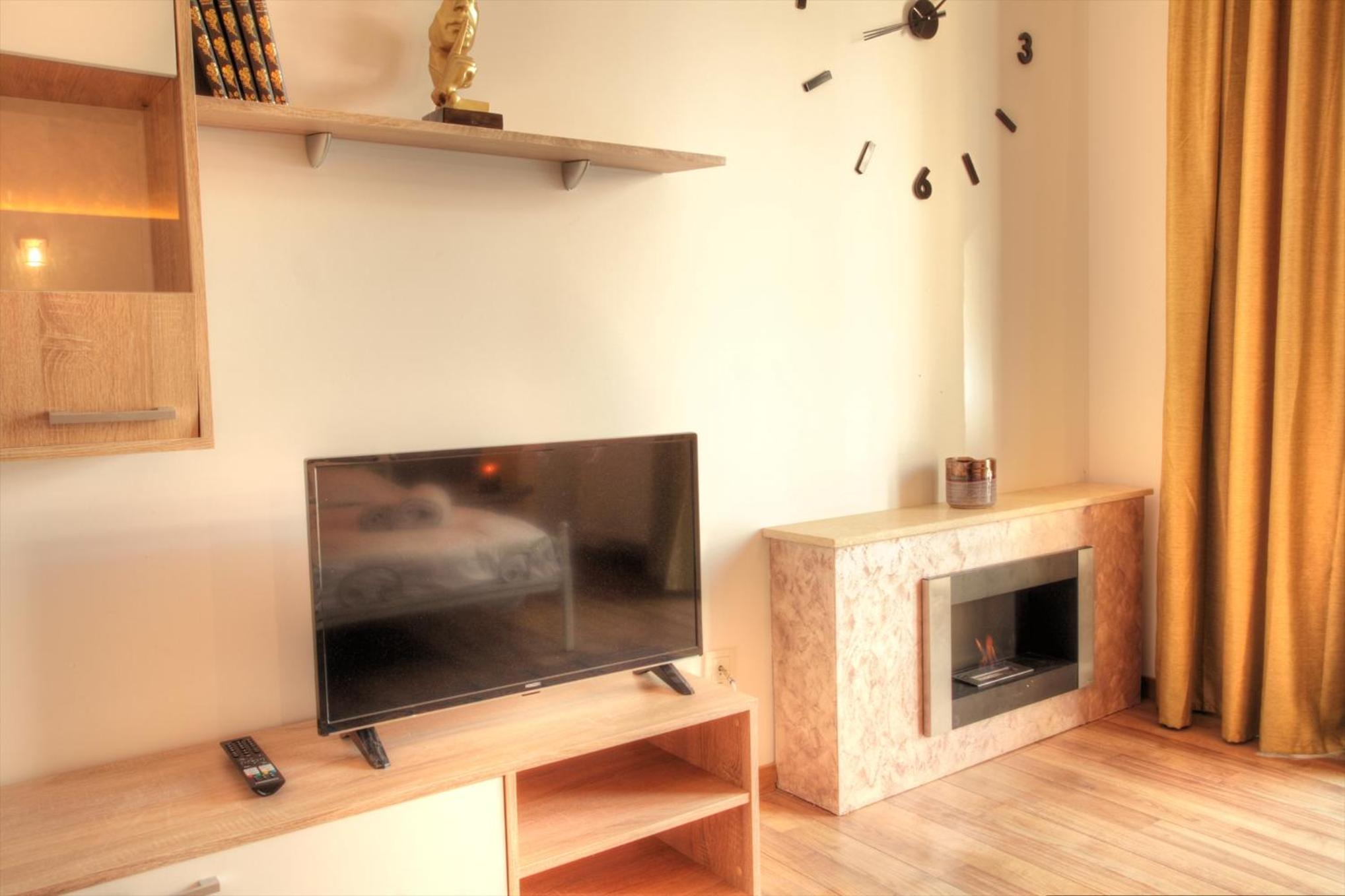 Two-Bedroom Apartment - Photo 14