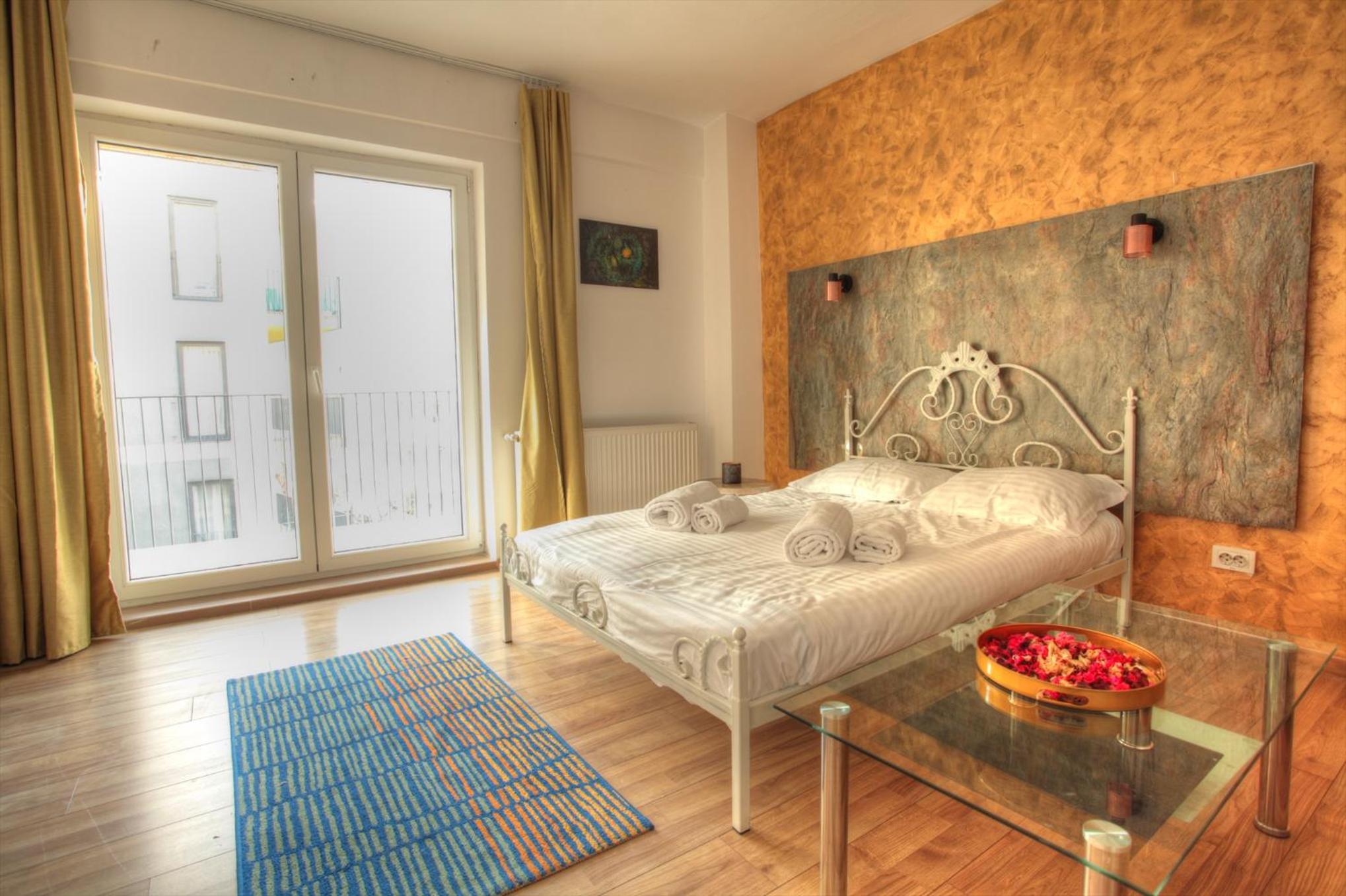 Two-Bedroom Apartment - Photo 26