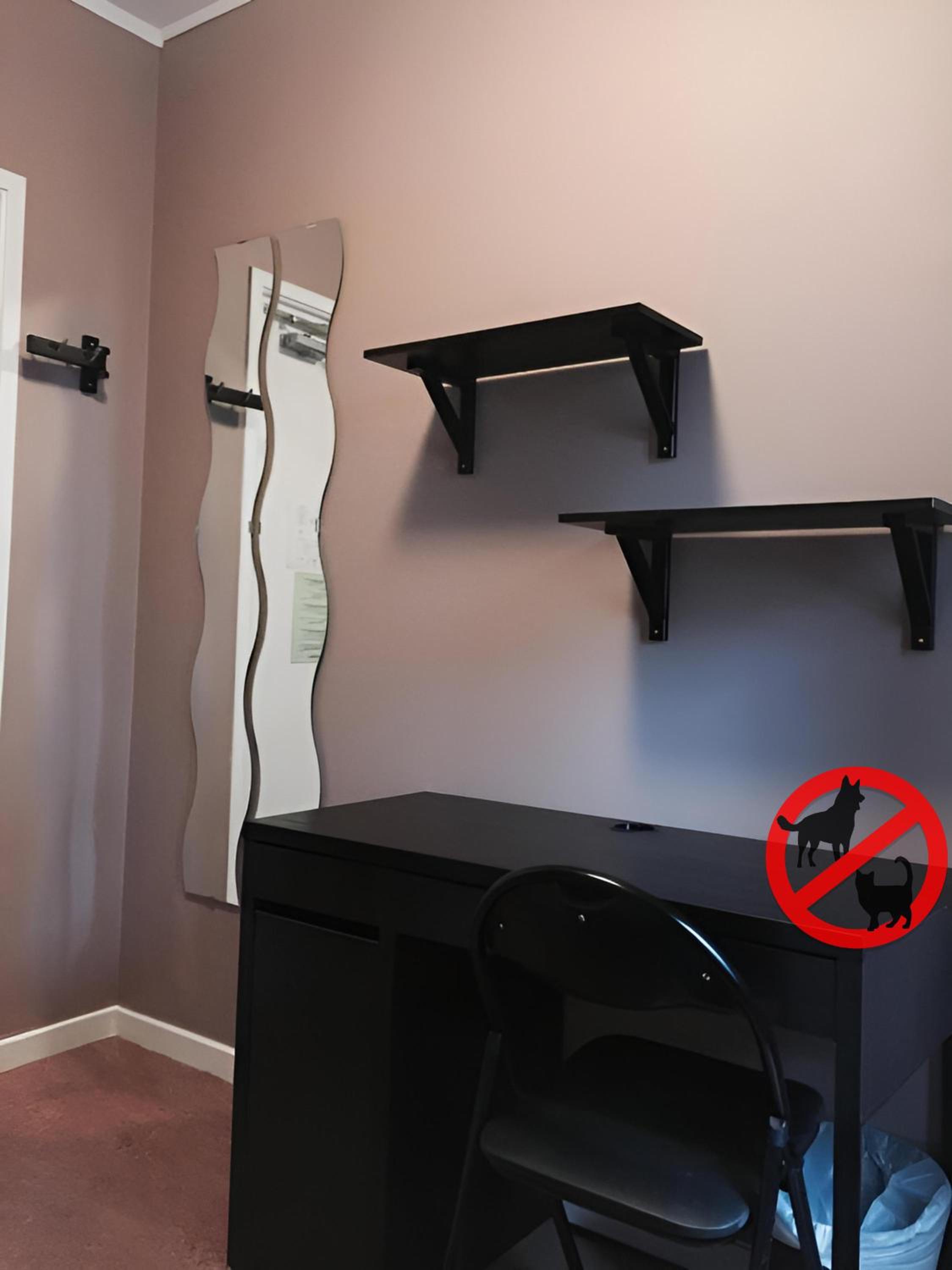 Family Room (2 Adults + 3 Children) - Photo 3