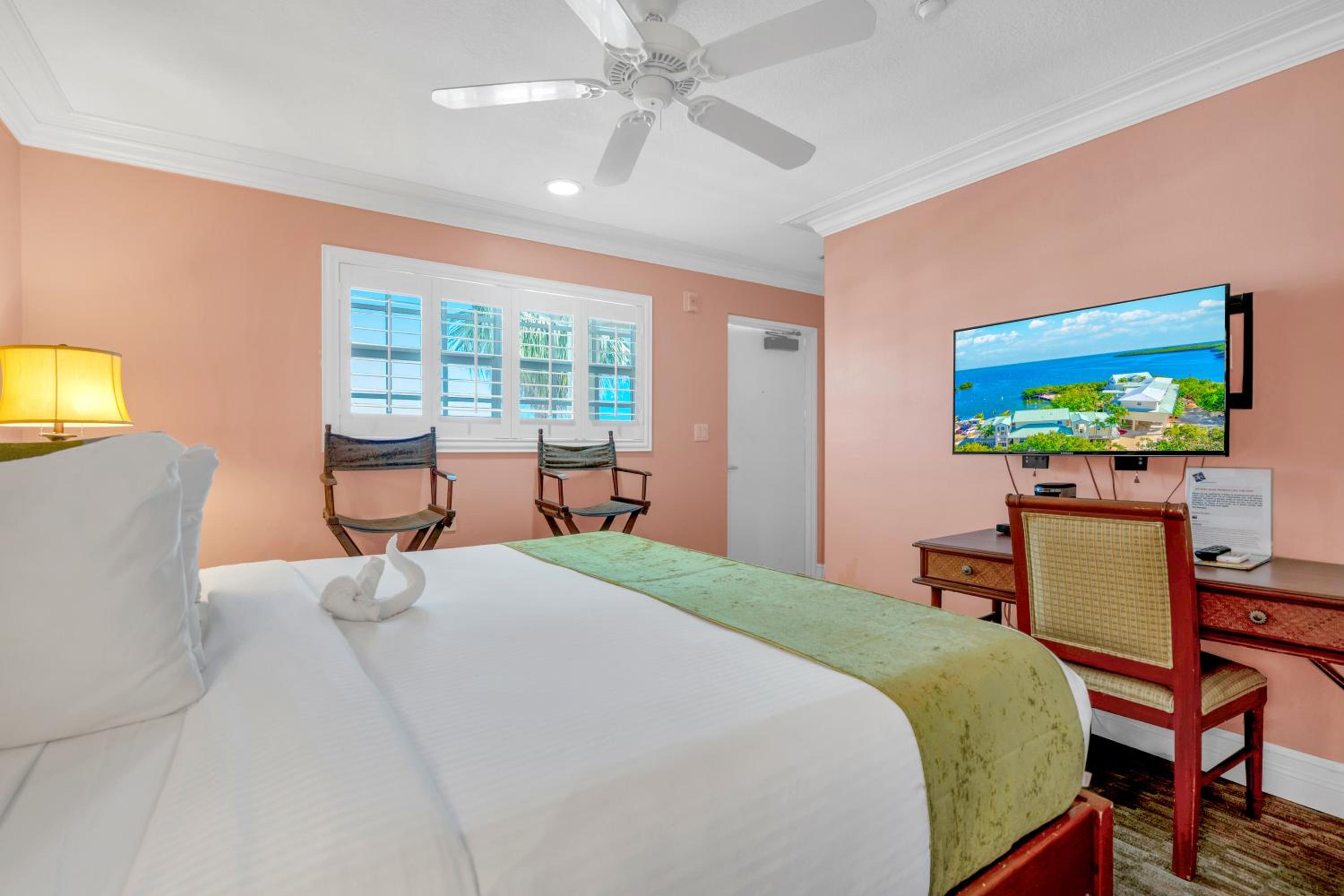 King Room with Ocean View - Non-Smoking - Photo 1