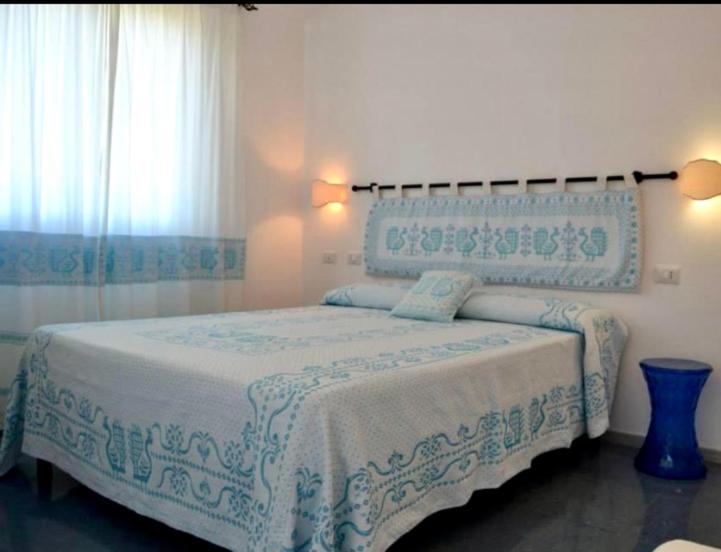 Double or Twin Room with Side Sea View