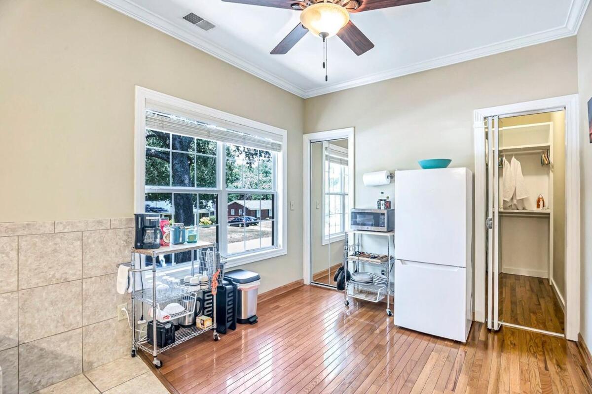 Studio Apartment - Photo 19