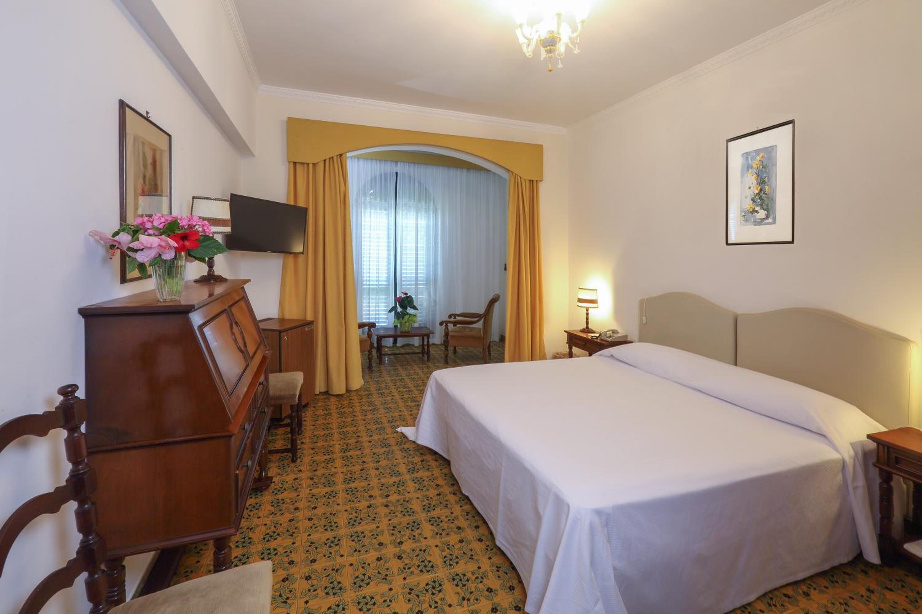 Comfort Double or Twin Room with Sea View - Photo 39