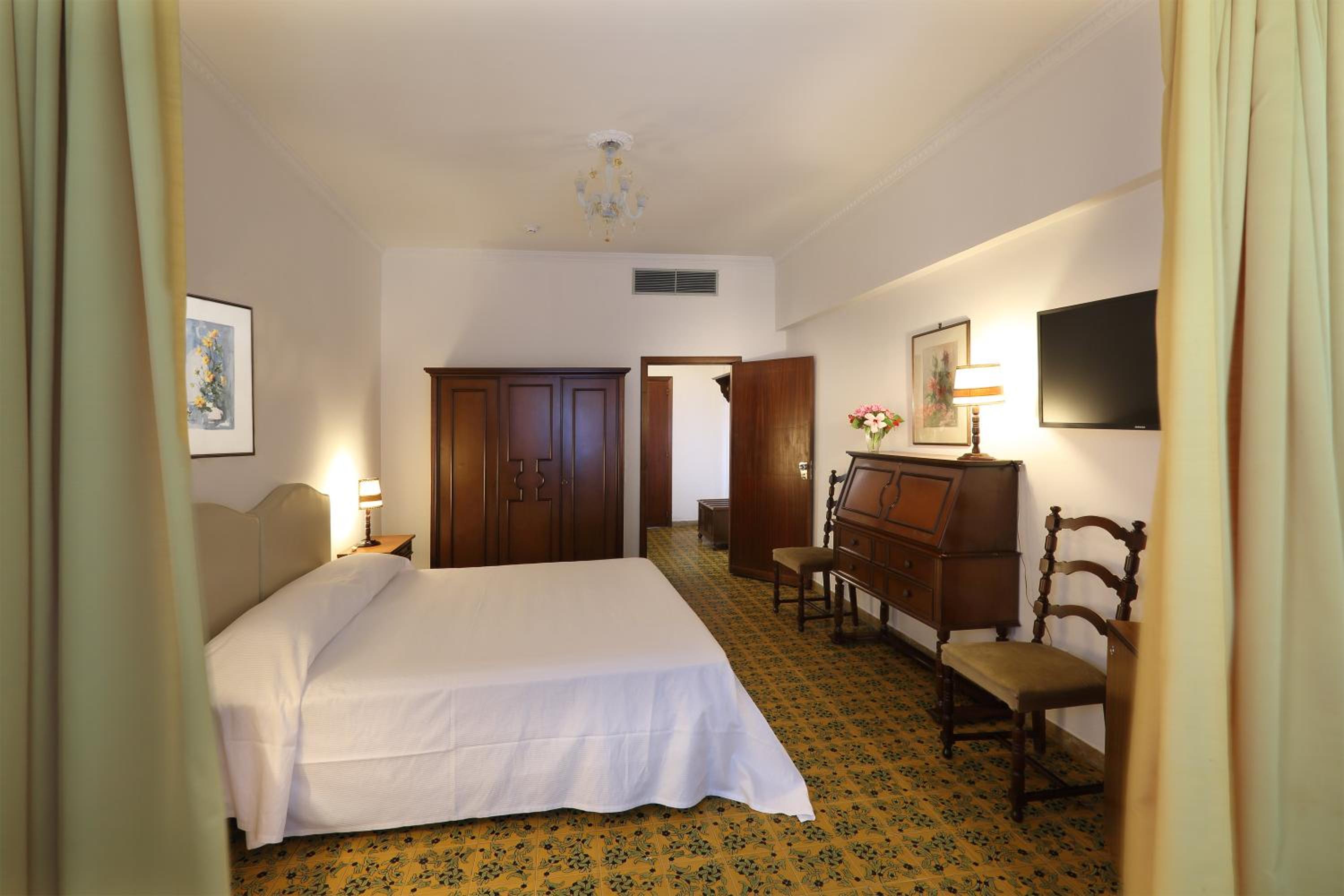 Comfort Double or Twin Room with Sea View - Photo 35