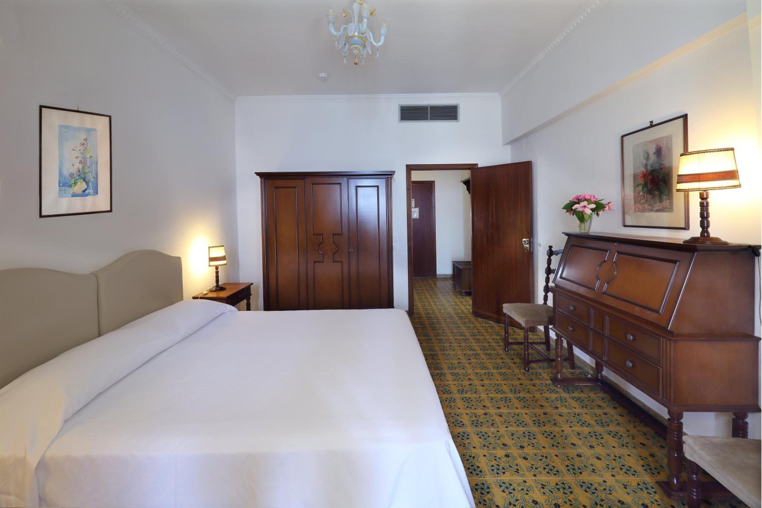 Comfort Double or Twin Room with Sea View - Photo 33