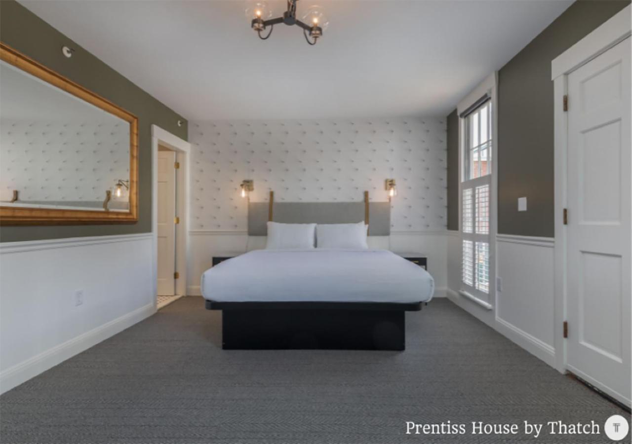Deluxe Suite photo 1