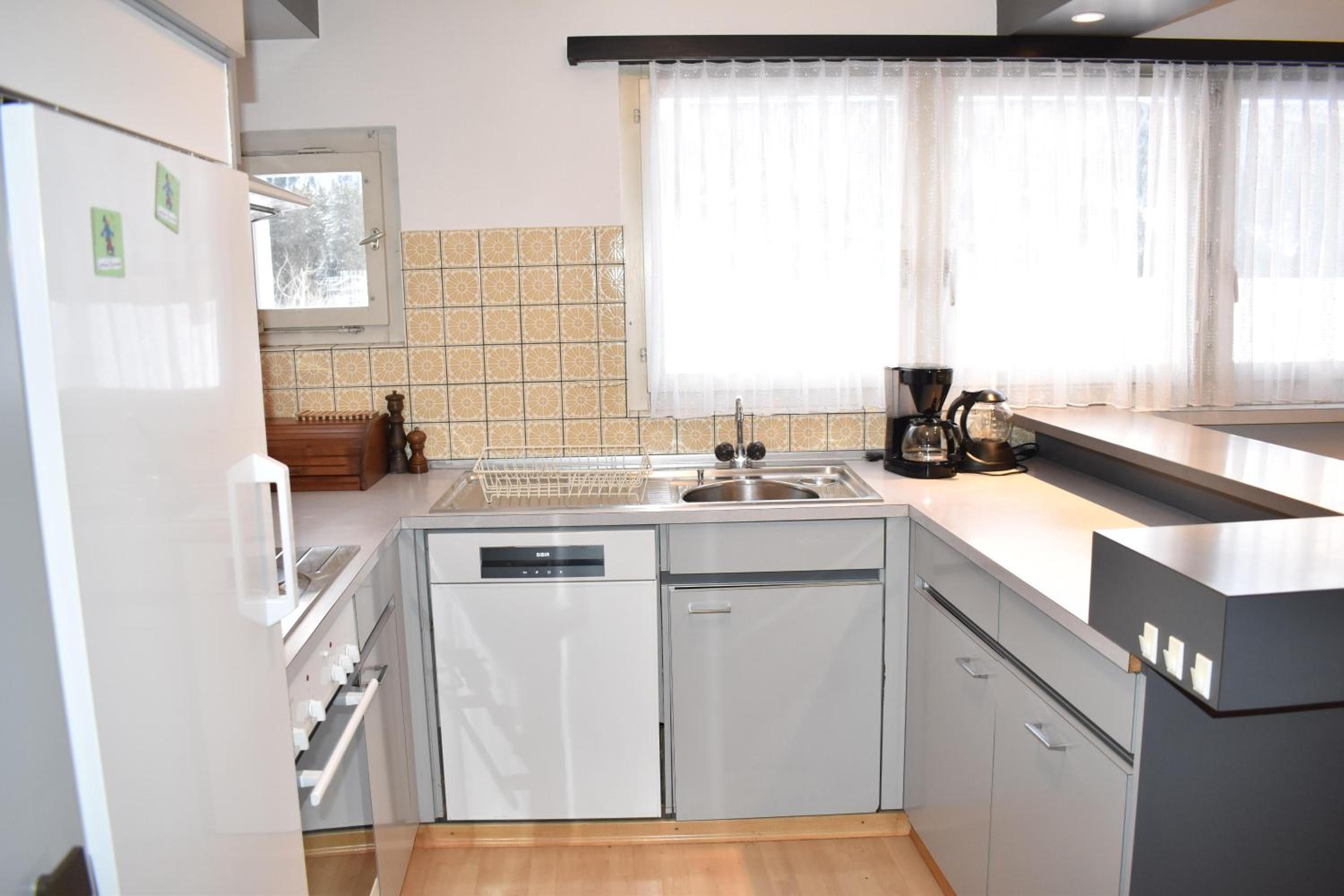 Apartment with Mountain View photo 2