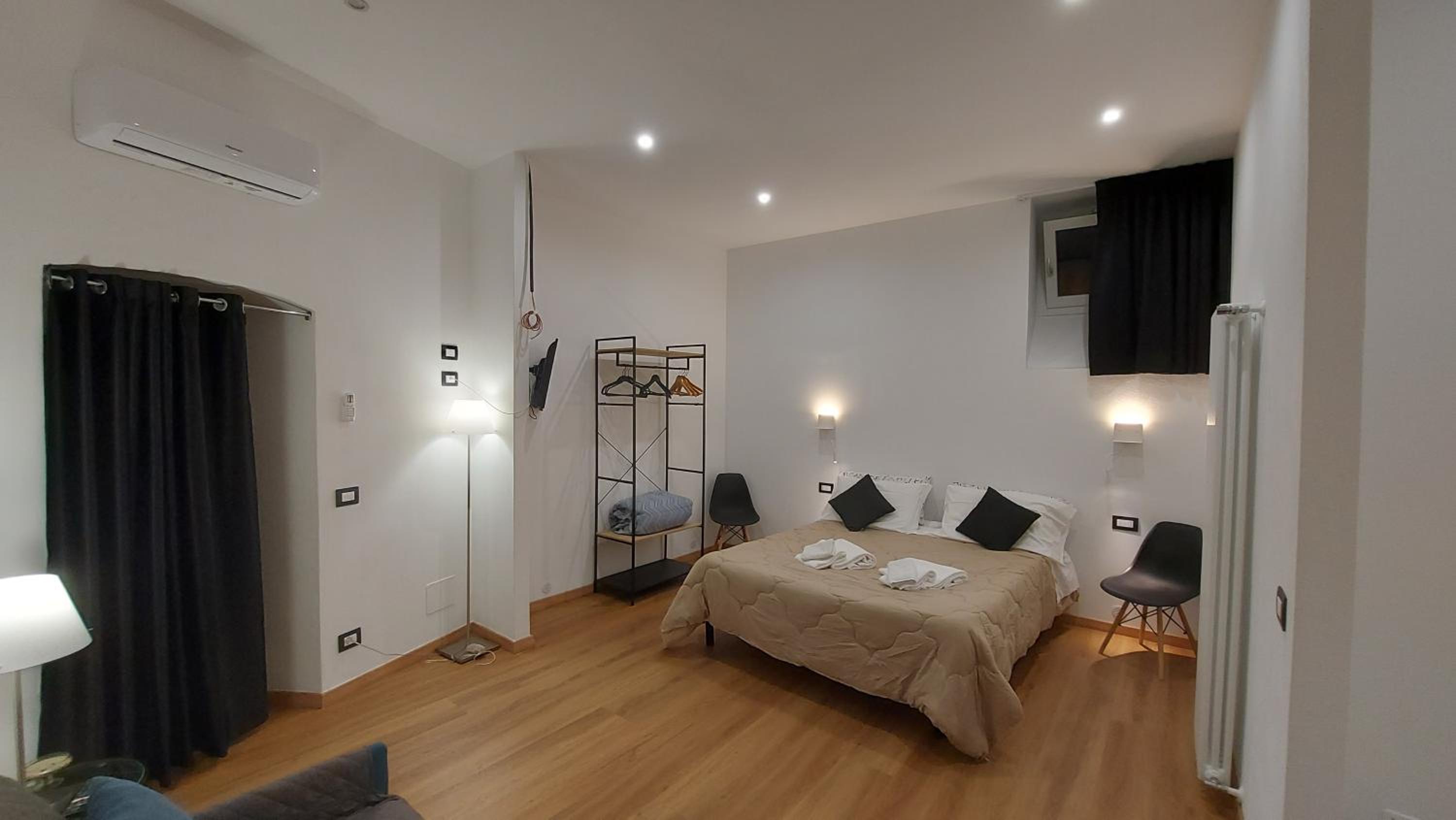 Studio Apartment - Photo 5