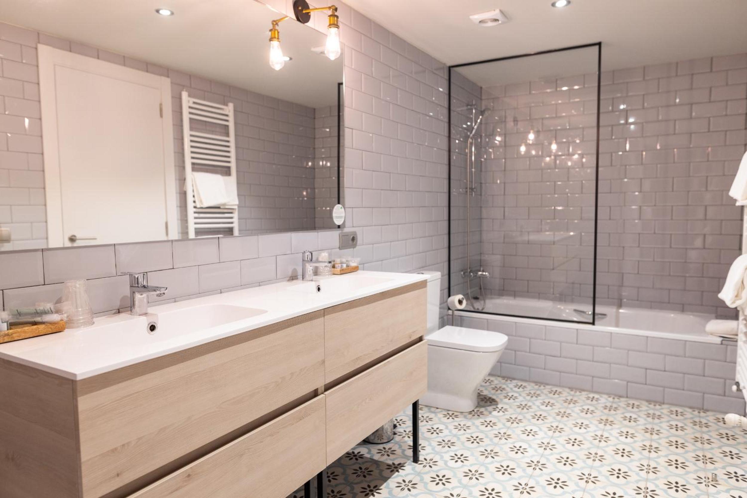 Classic Quadruple Room - Photo 4