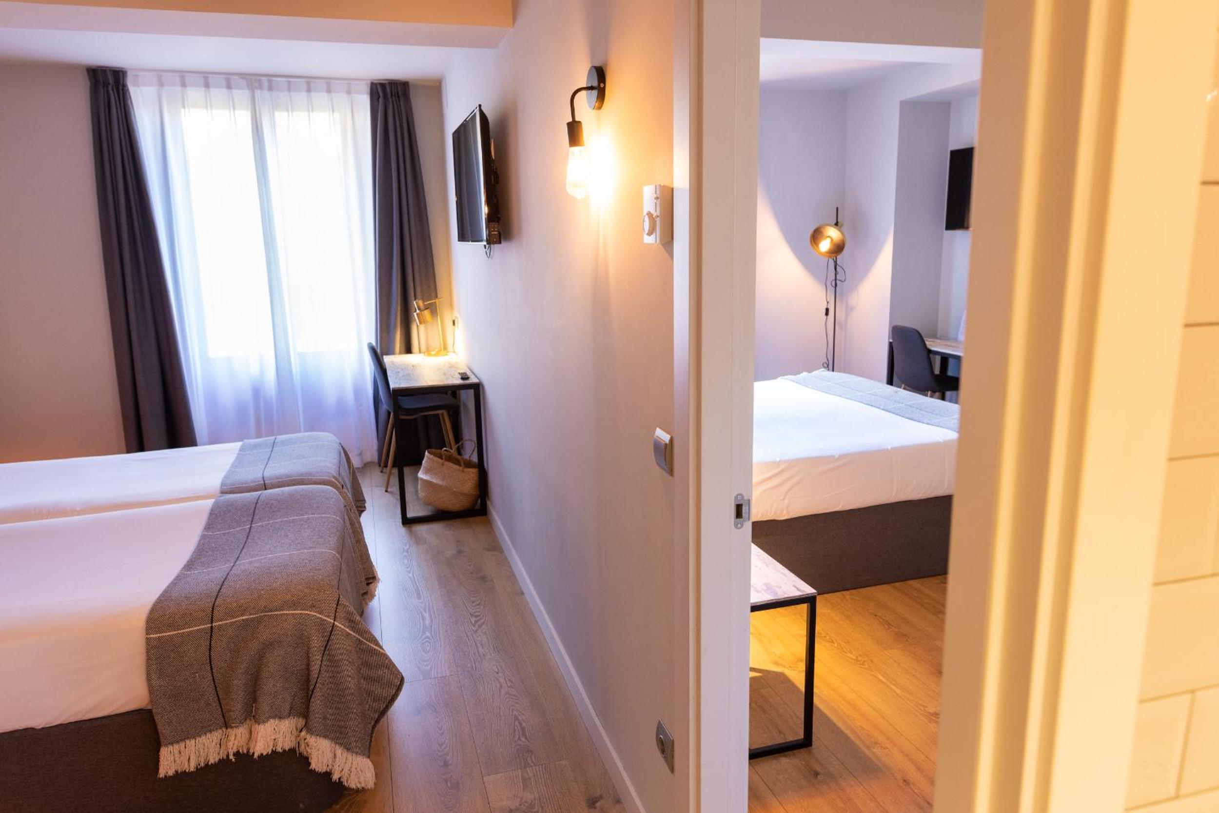 Classic Quadruple Room - Photo 2