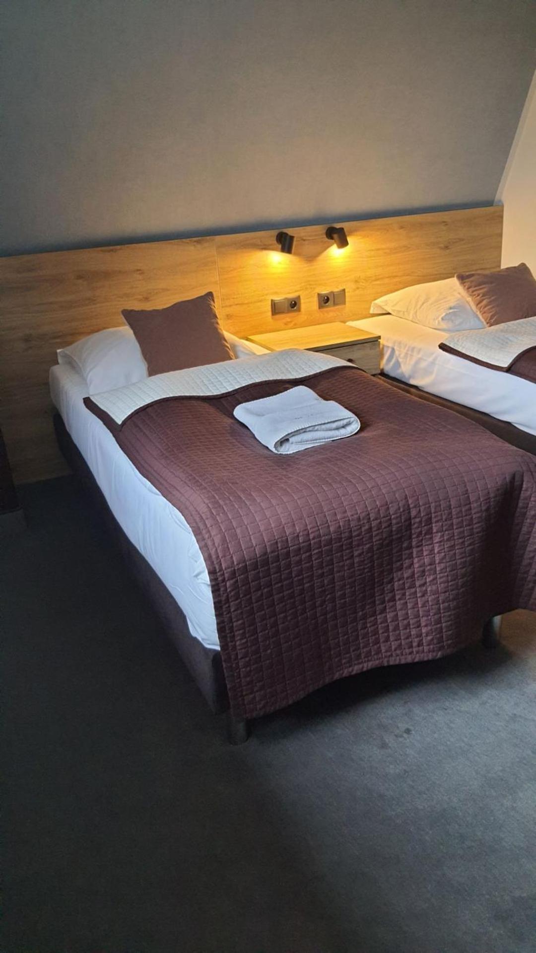 Double or Twin Room - Photo 19