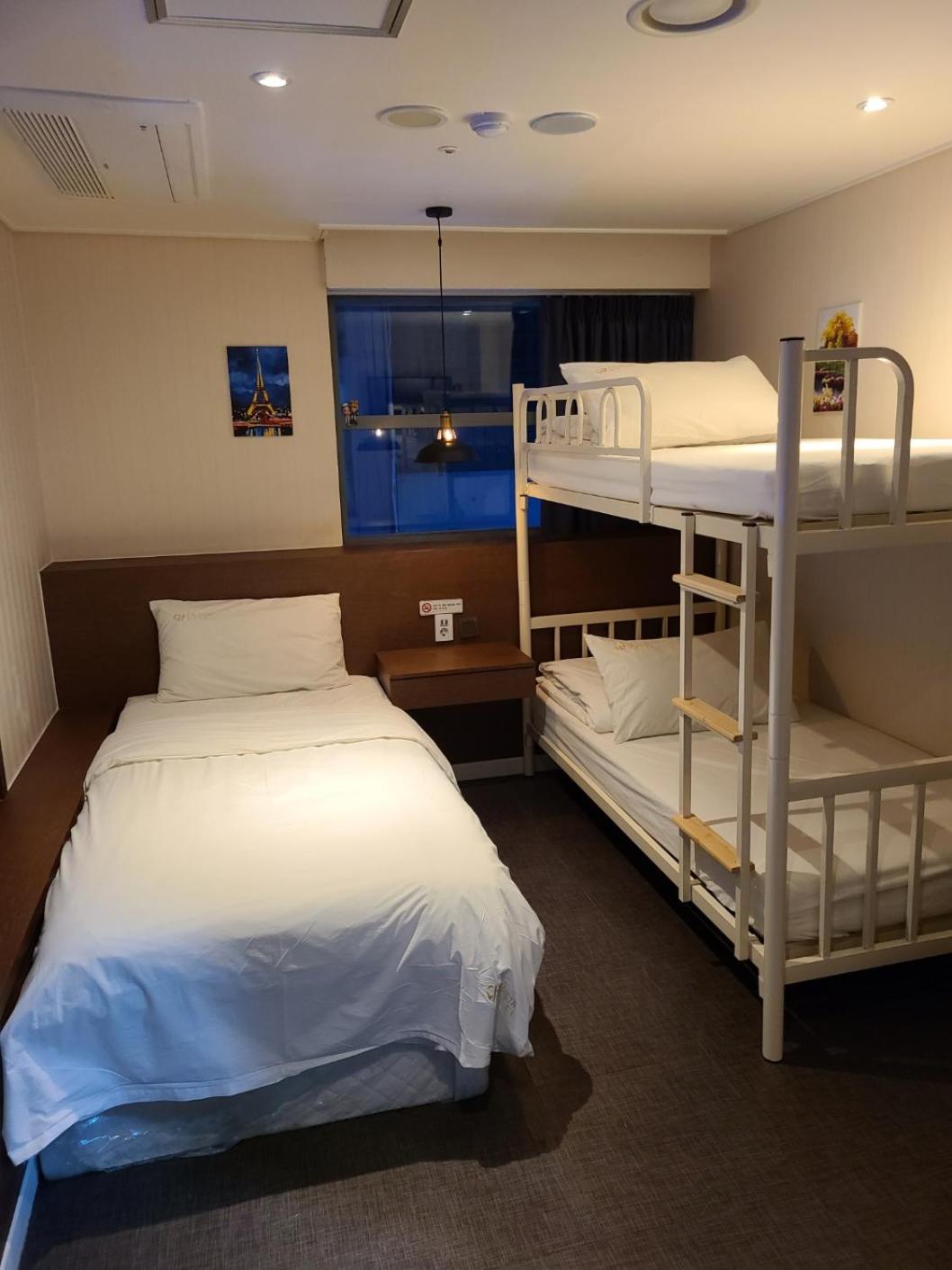 Triple Room with Private Bathroom