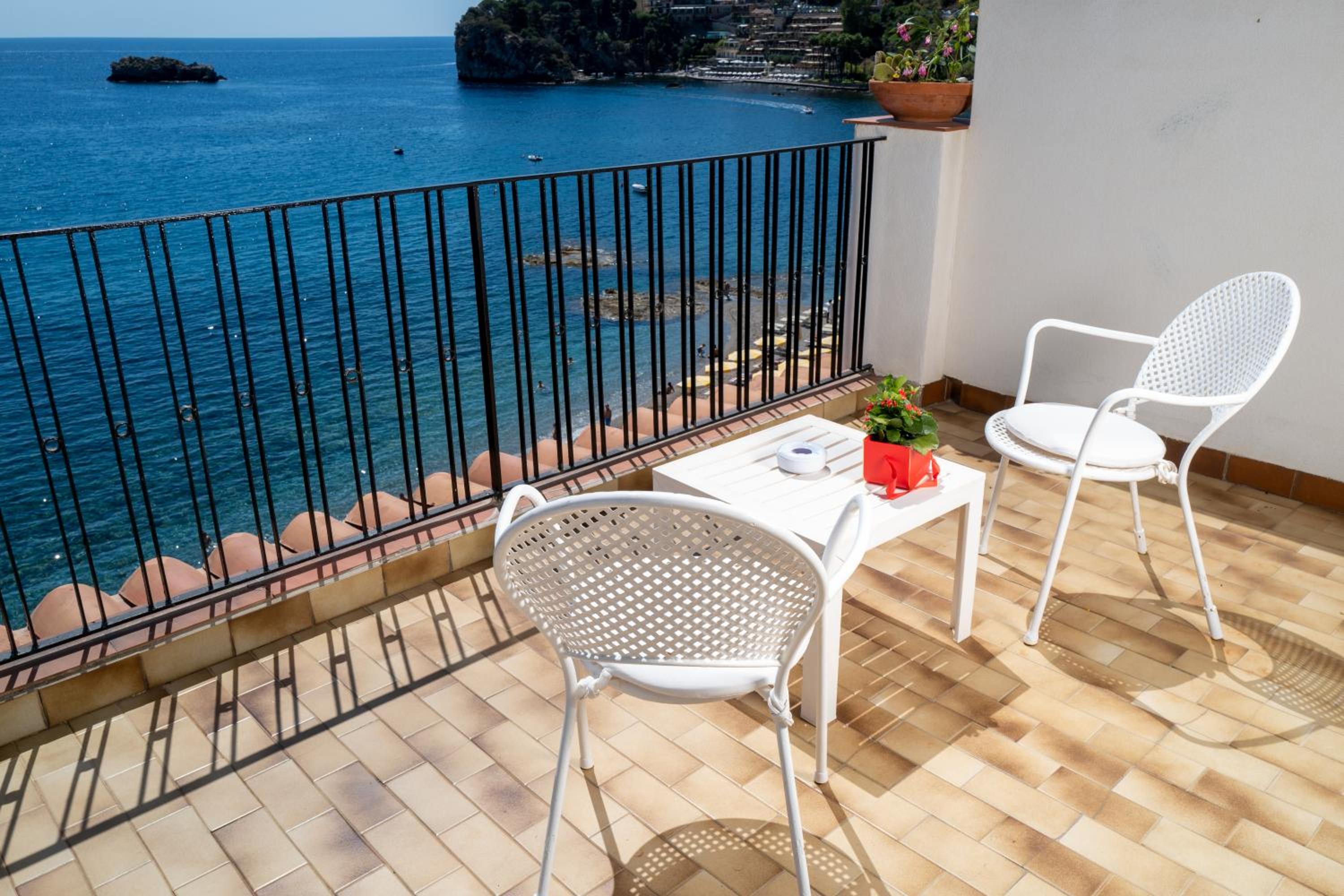 Superior Double or Twin Room with Sea View - Photo 7