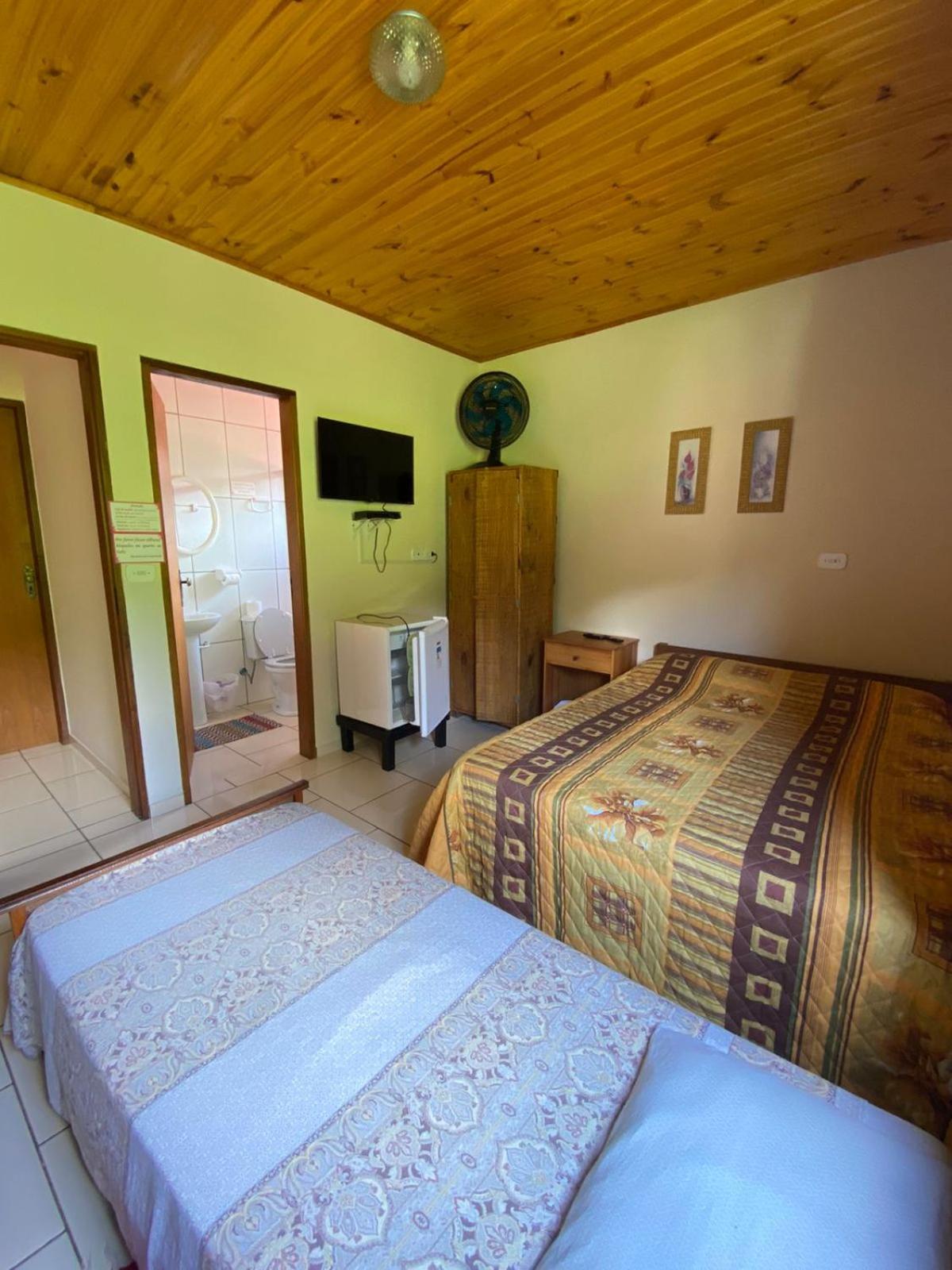 Standard Quadruple Room - Photo 1