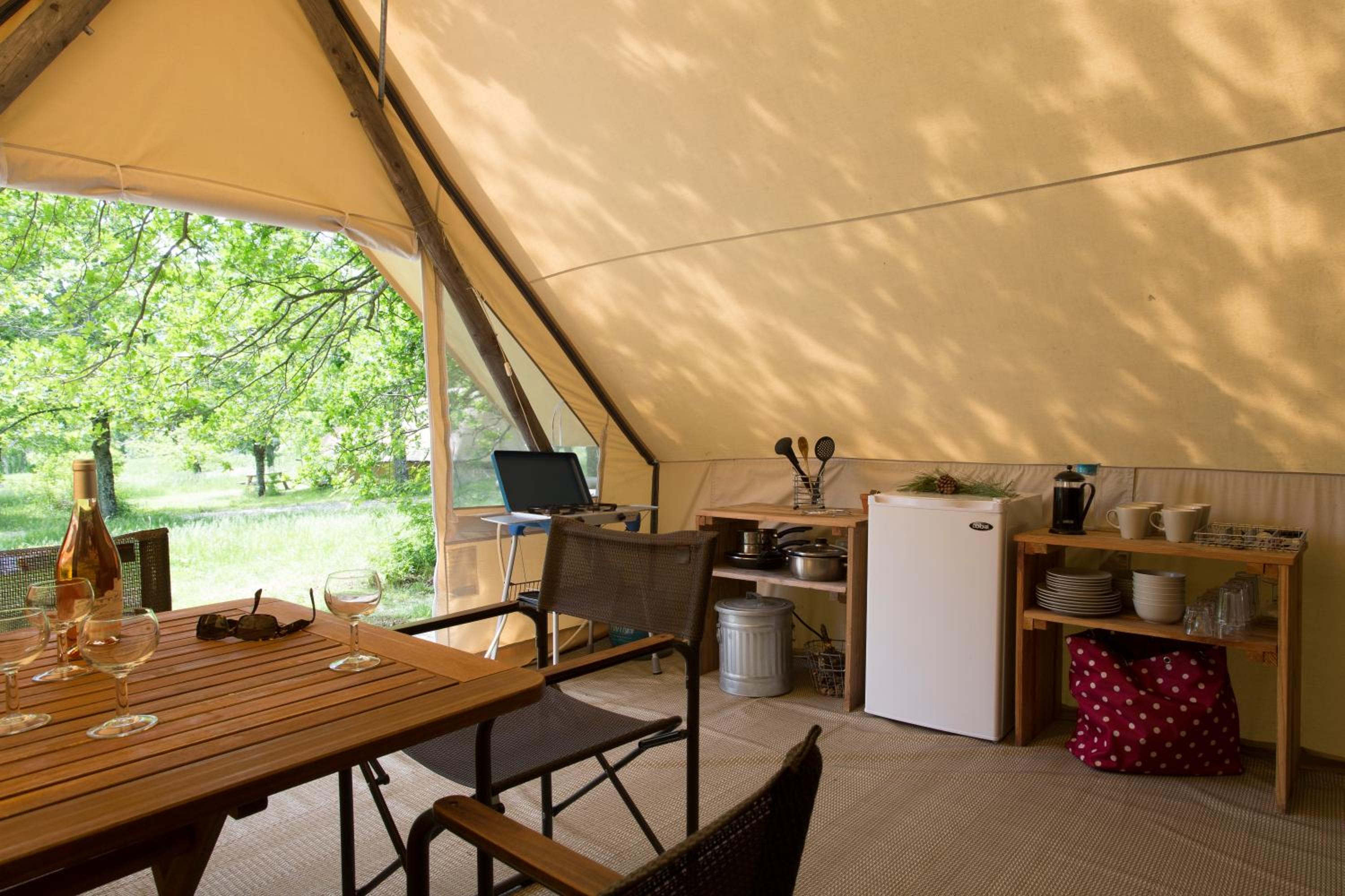 Canadian Tent (5 People) photo 2