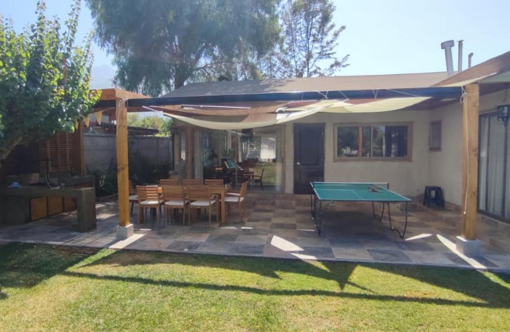 Four-Bedroom House photo 3